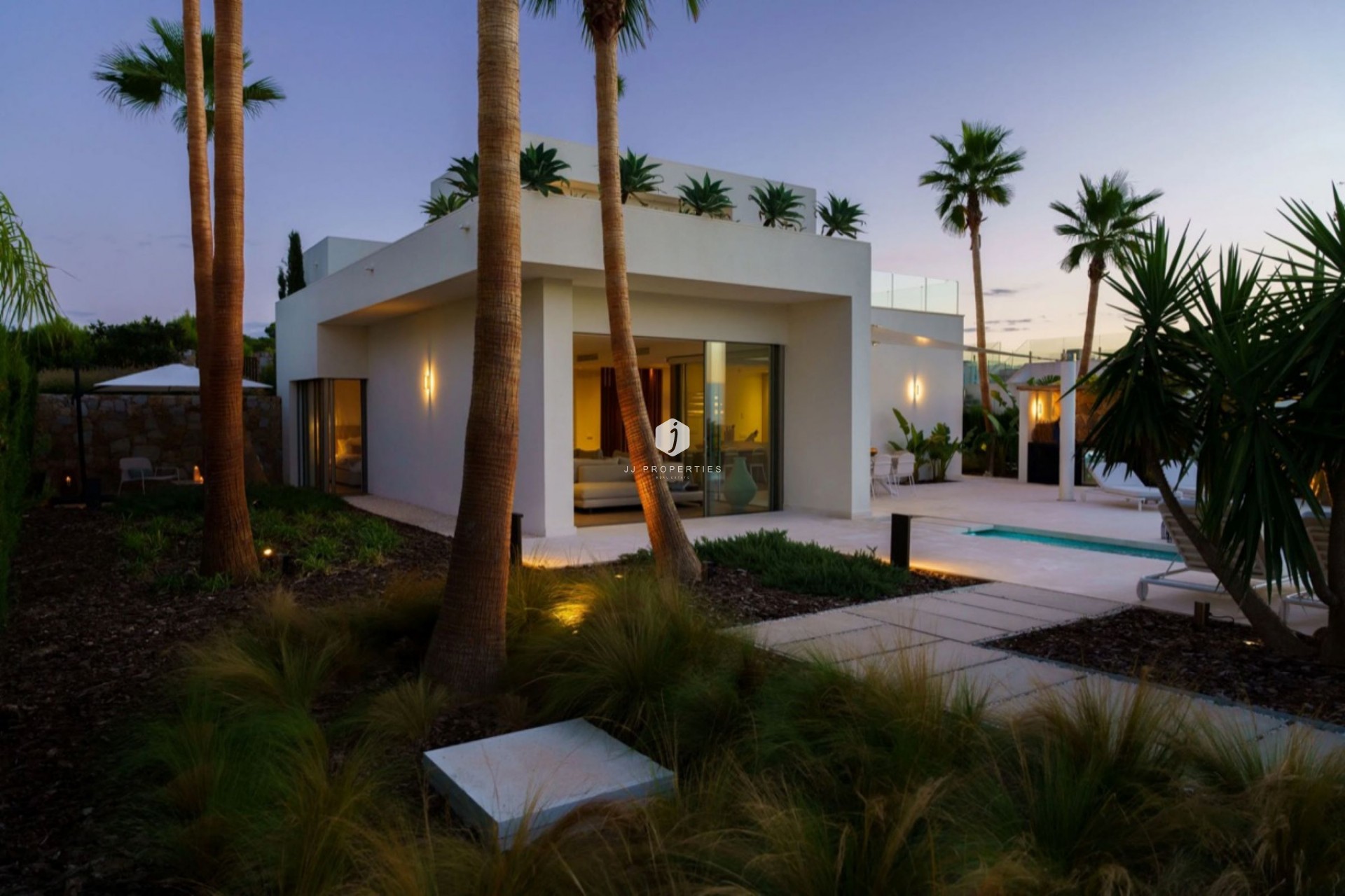 Resale - Villa -
San Miguel de Salinas - Inland