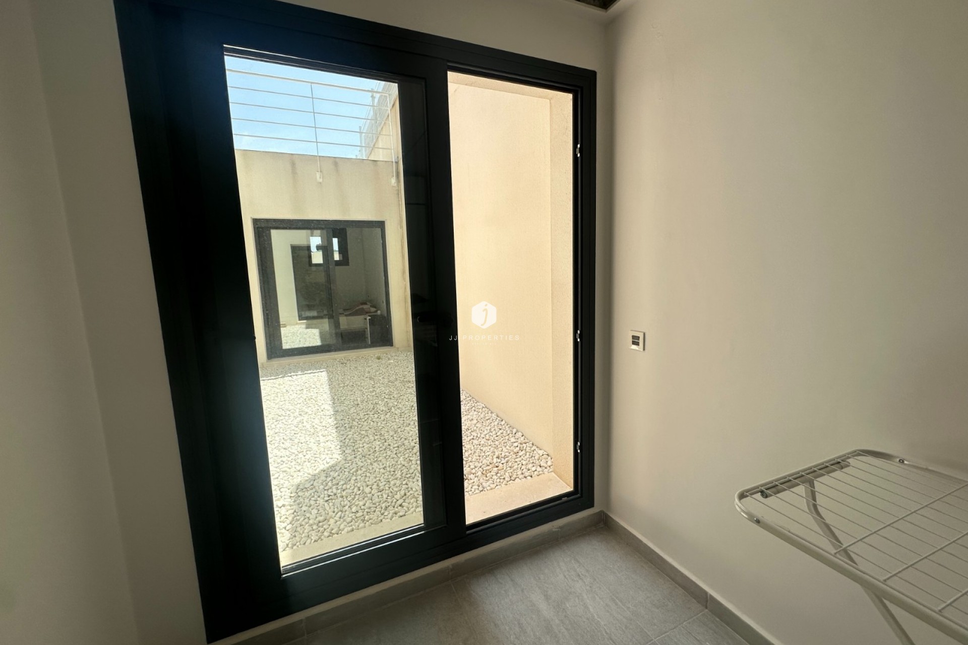 Resale - Villa -
San Miguel de Salinas - Inland