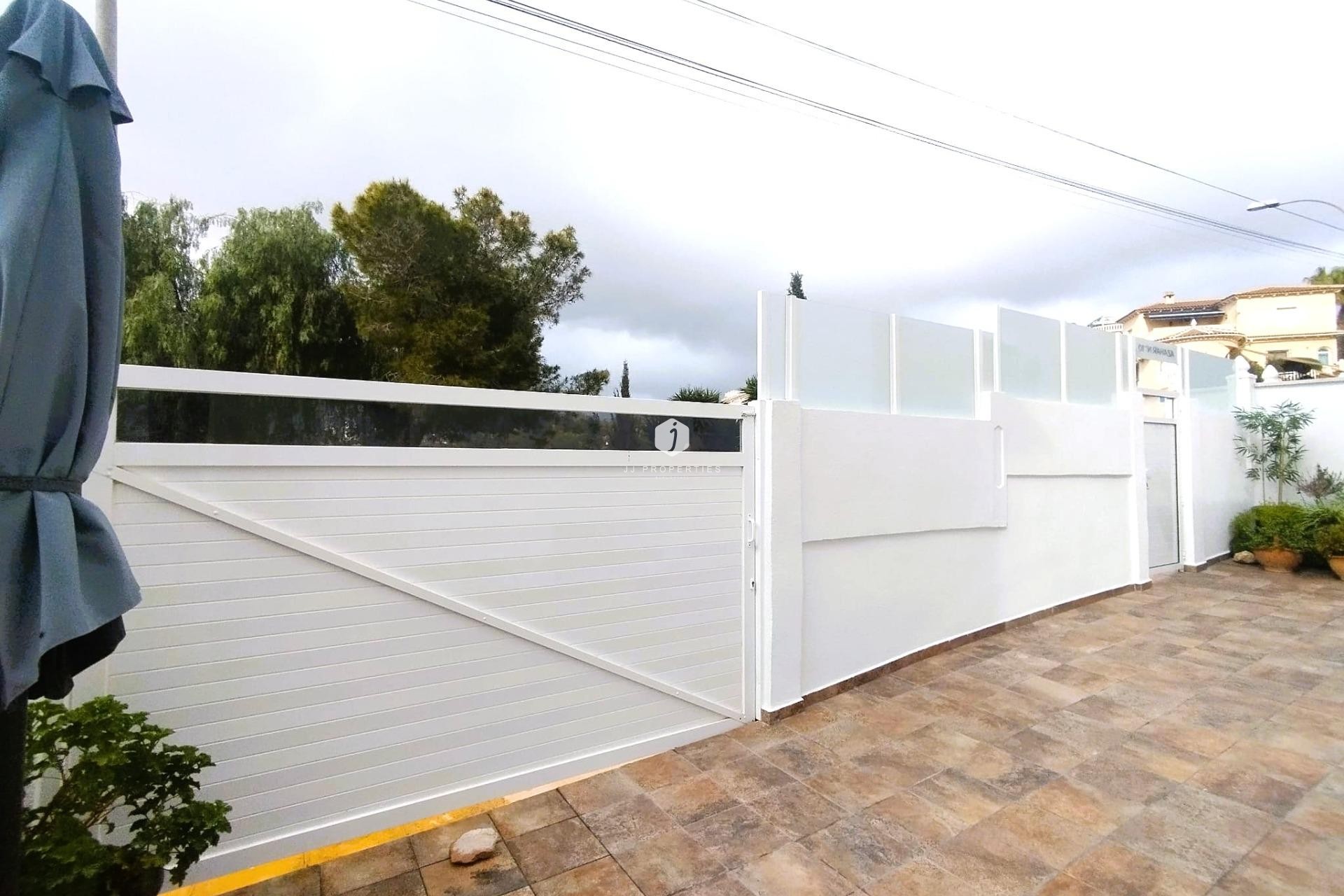 Resale - Villa -
San Miguel de Salinas - Inland