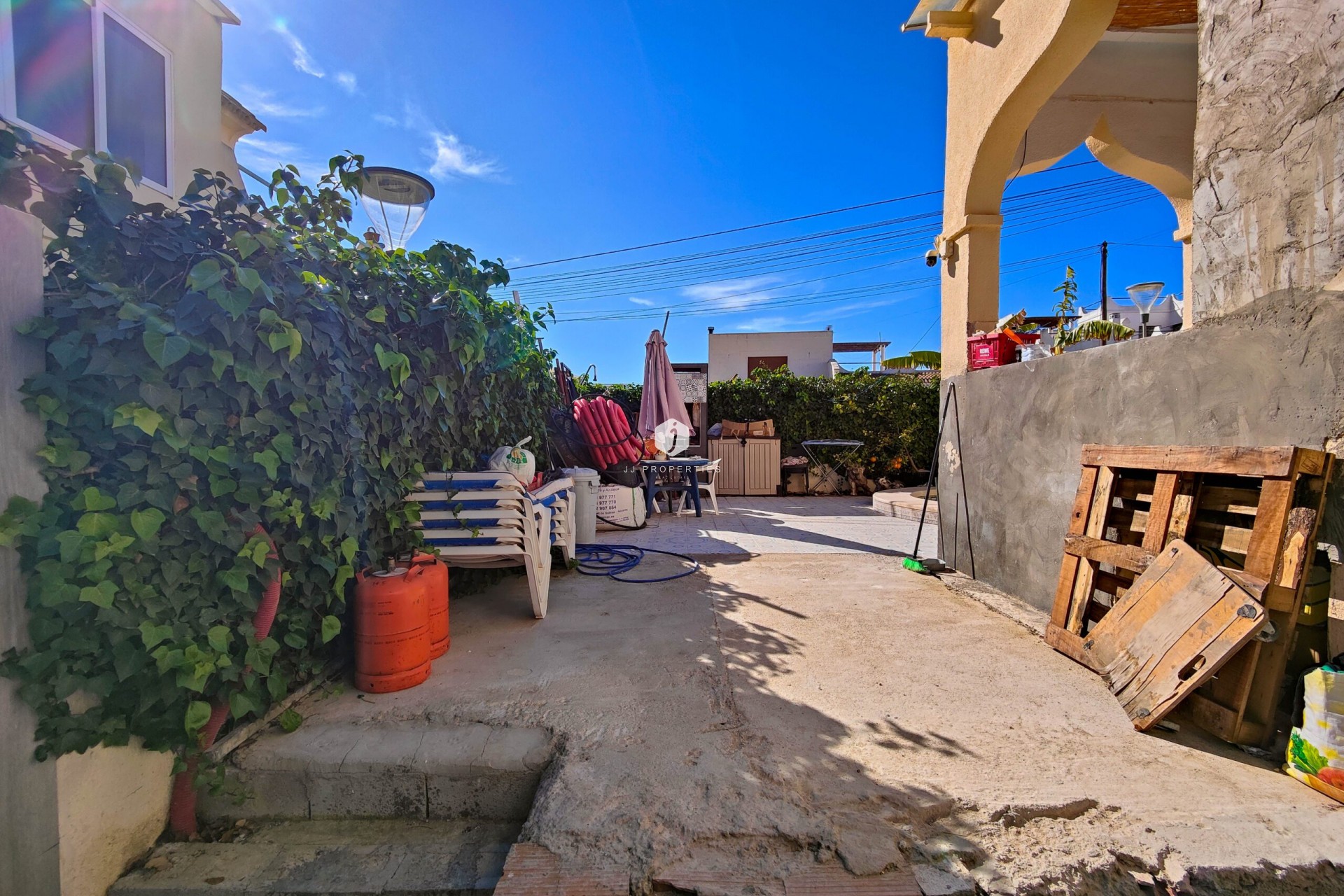 Resale - Villa -
San Miguel de Salinas - Inland