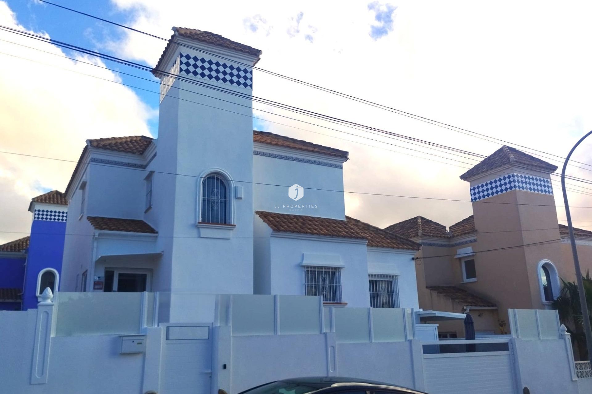 Resale - Villa -
San Miguel de Salinas - Inland