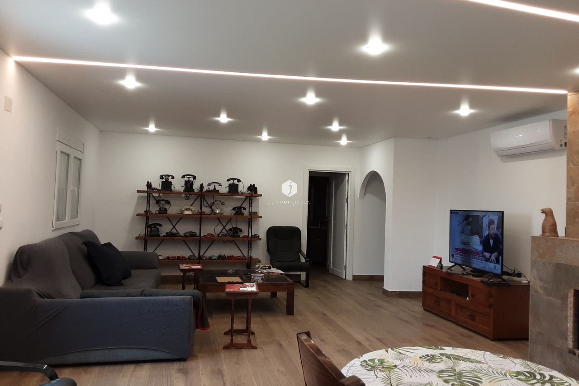 Resale - Villa -
San Miguel de Salinas - Inland