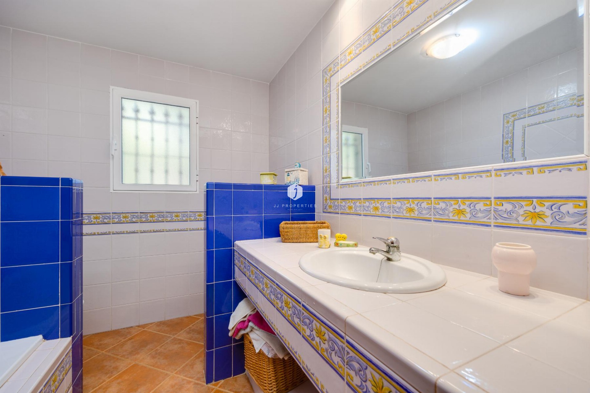 Resale - Villa -
San Miguel de Salinas - Inland