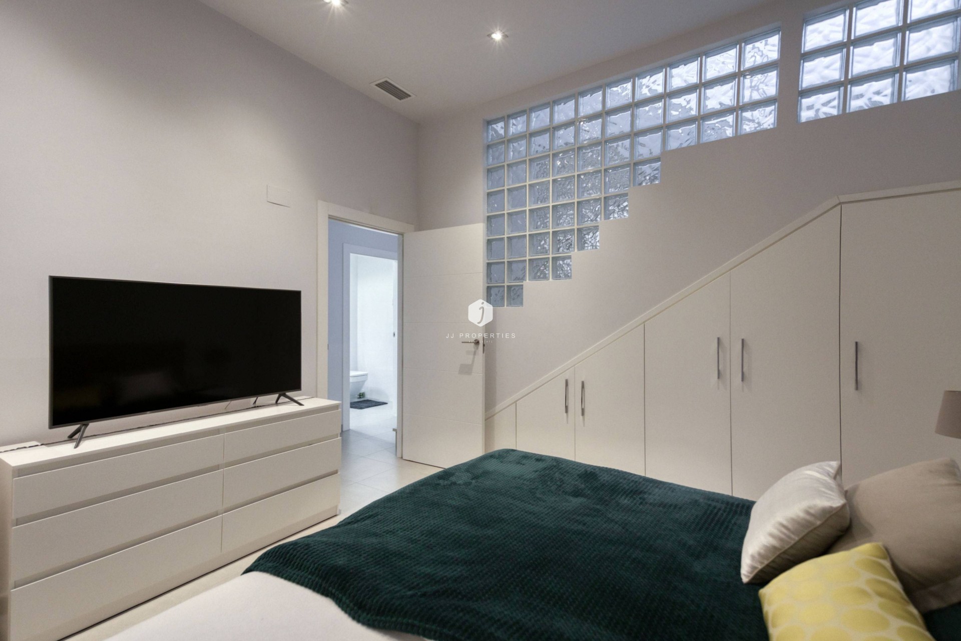 Resale - Villa -
Torrevieja - Aguas Nuevas 2