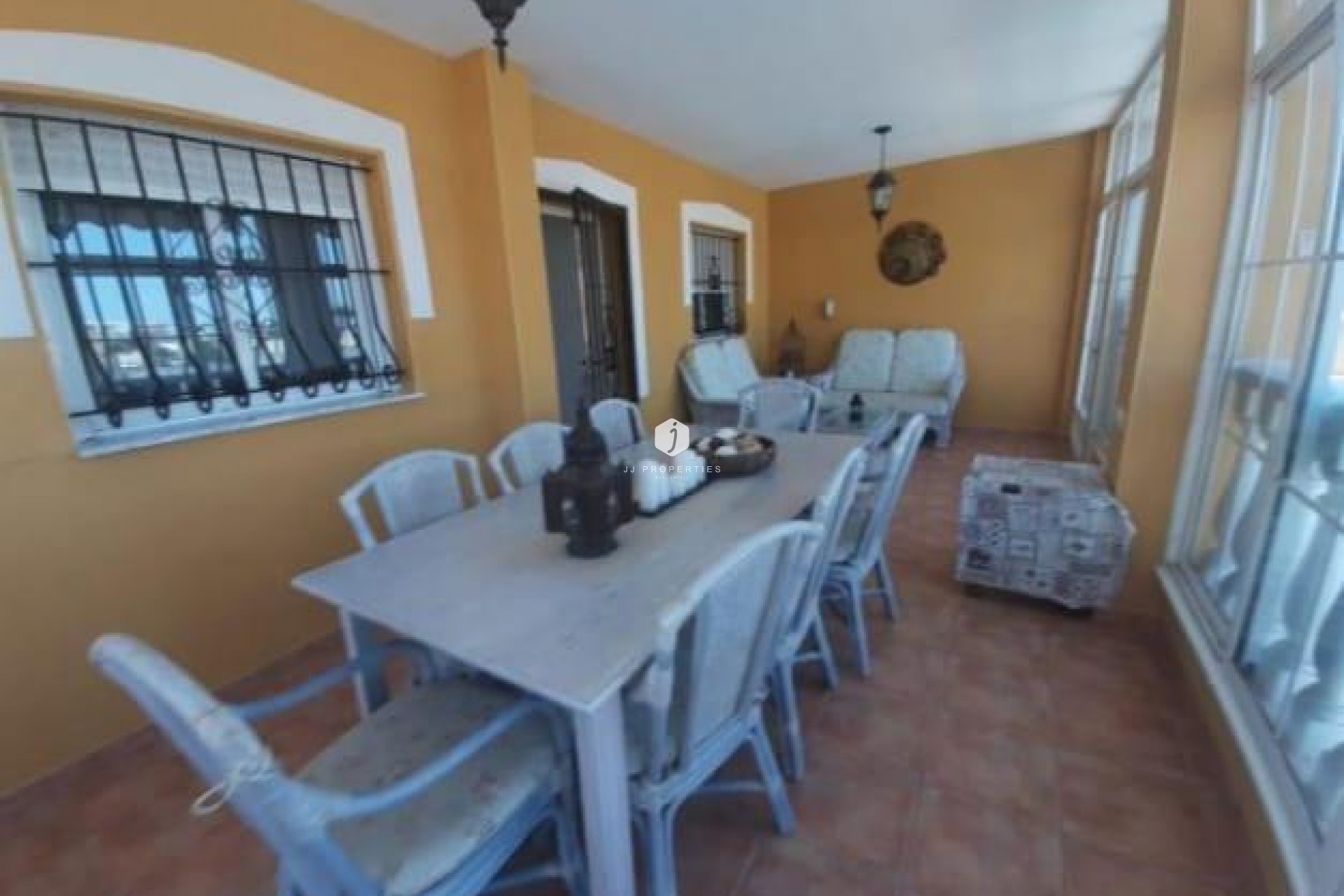 Resale - Villa -
Torrevieja - aguas nuevas