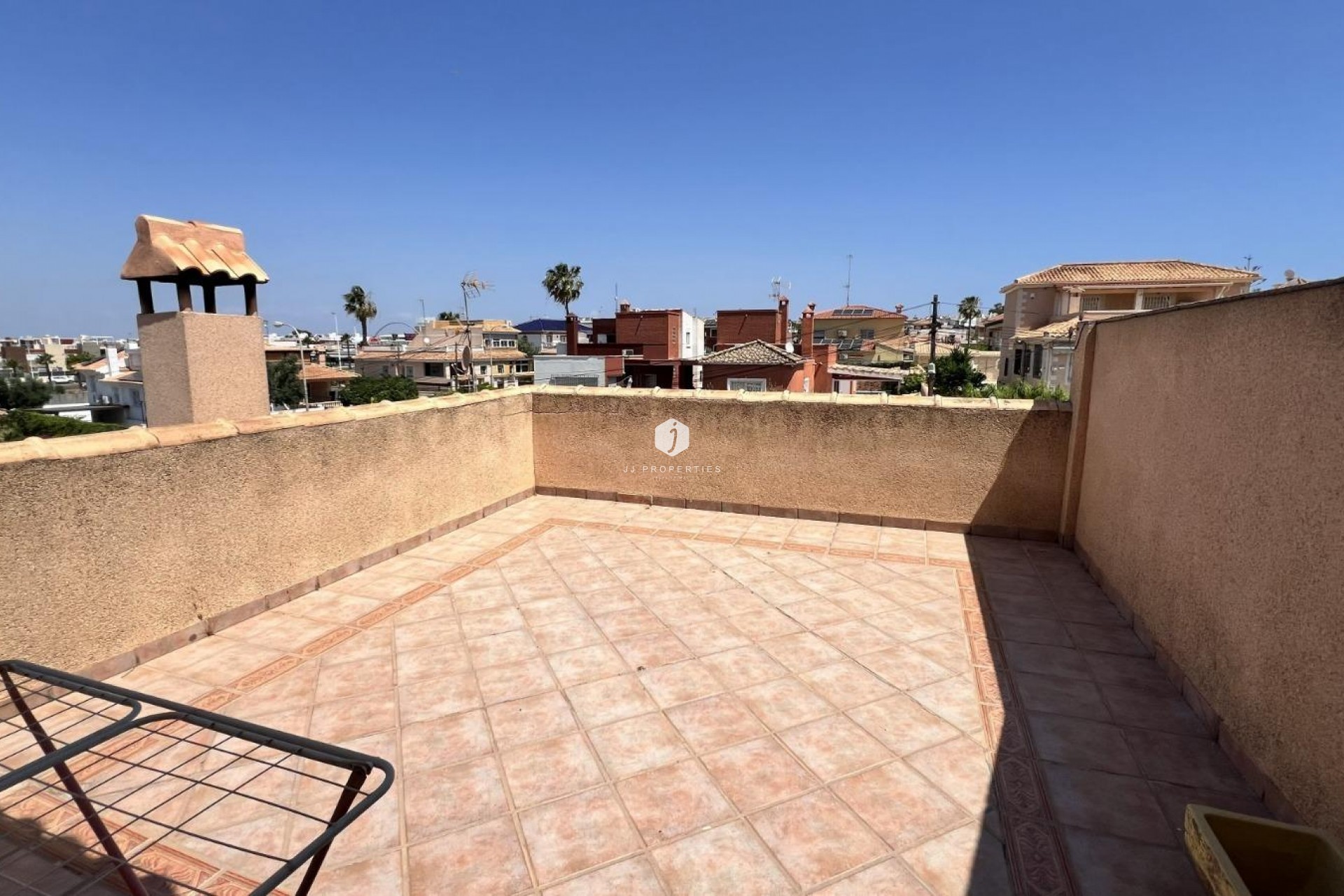 Resale - Villa -
Torrevieja - aguas nuevas