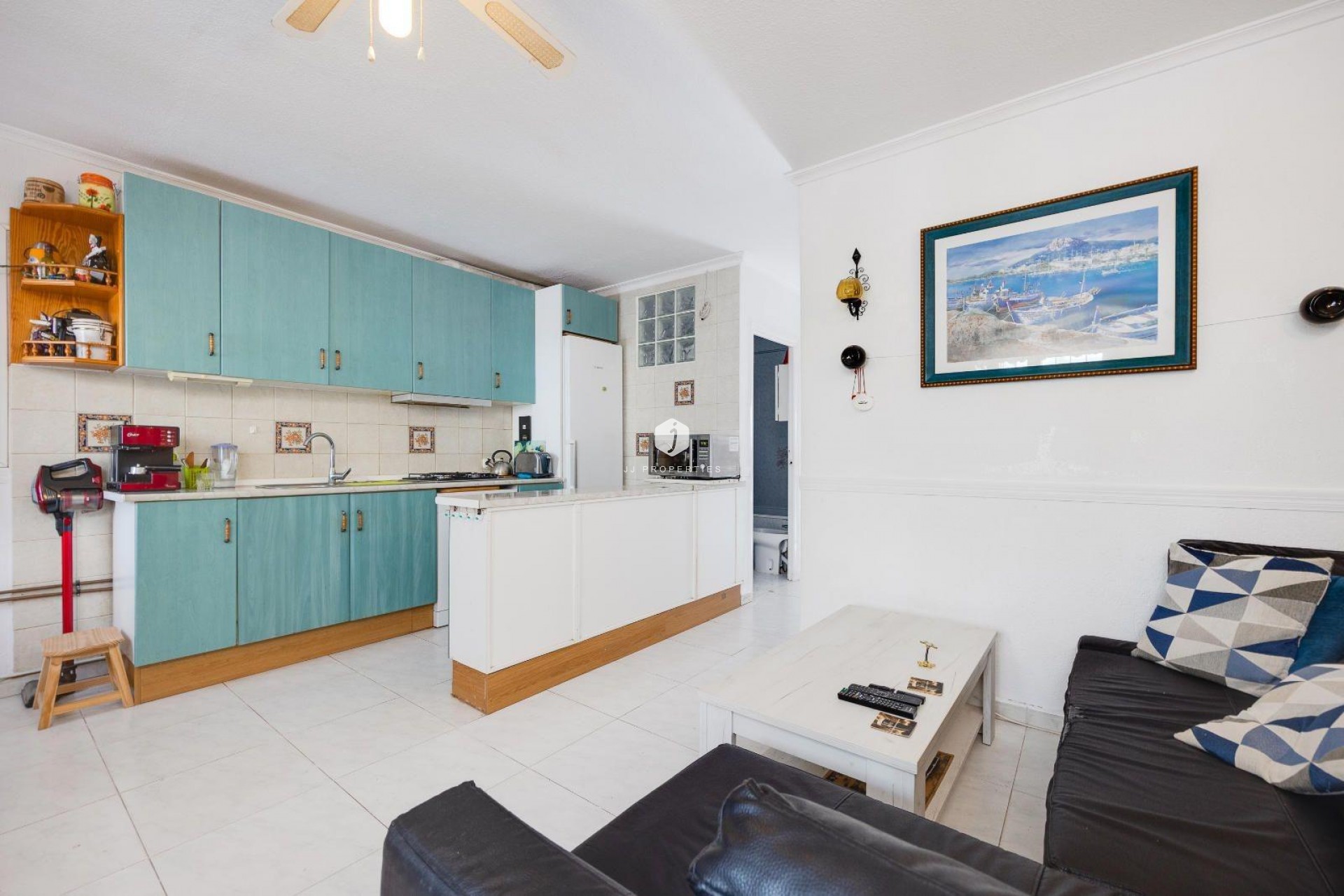 Resale - Villa -
Torrevieja - Calas blanca