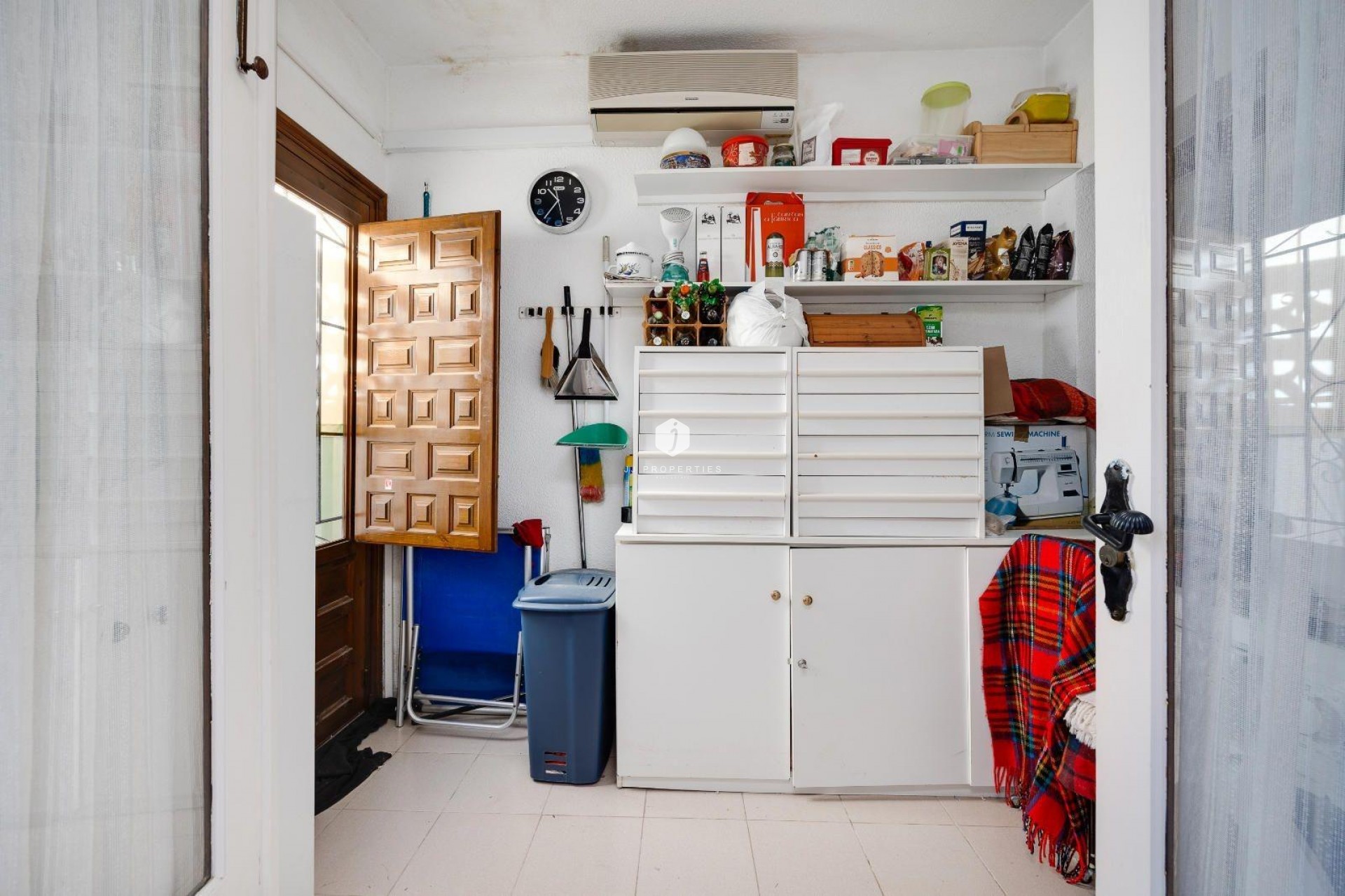 Resale - Villa -
Torrevieja - Calas blanca