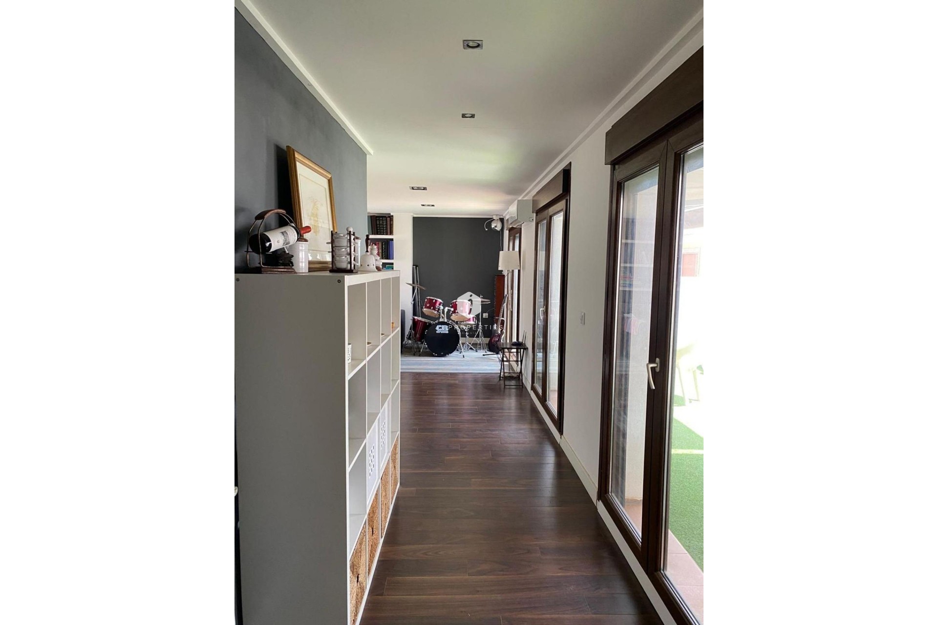 Resale - Villa -
Torrevieja - Centro - Muelle Pesquero