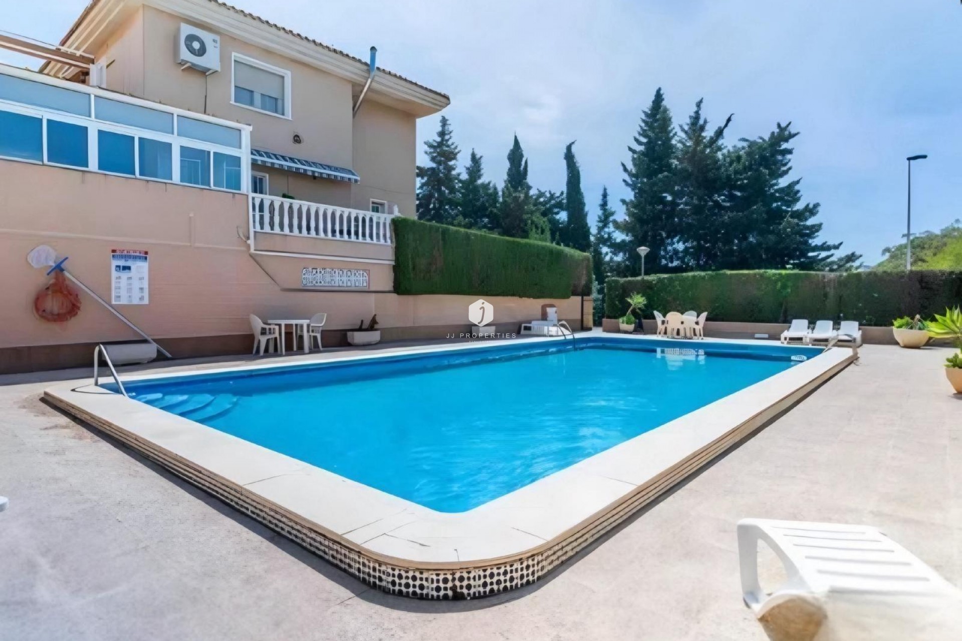 Resale - Villa -
Torrevieja - Costa Blanca