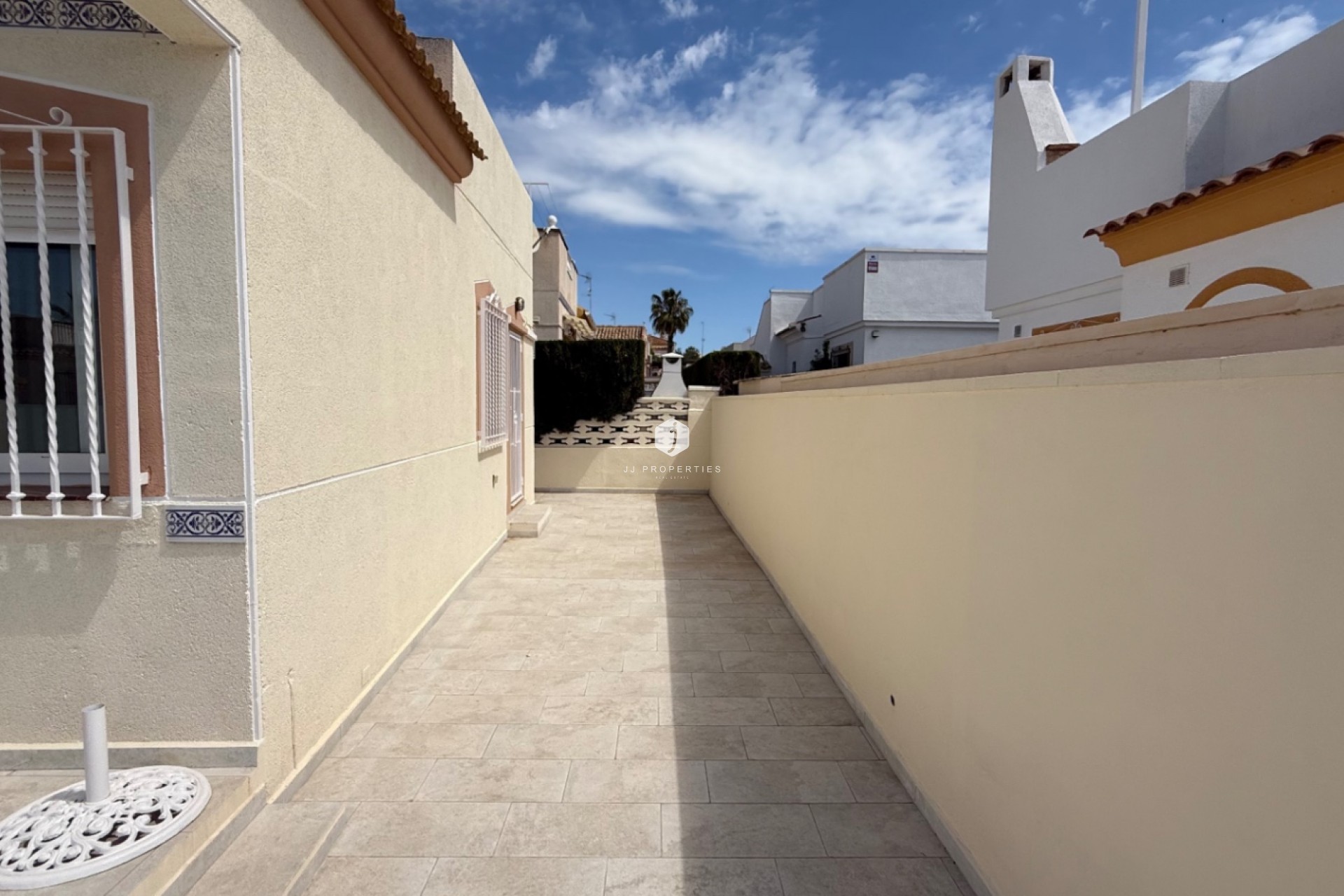 Resale - Villa -
Torrevieja - Costa Blanca