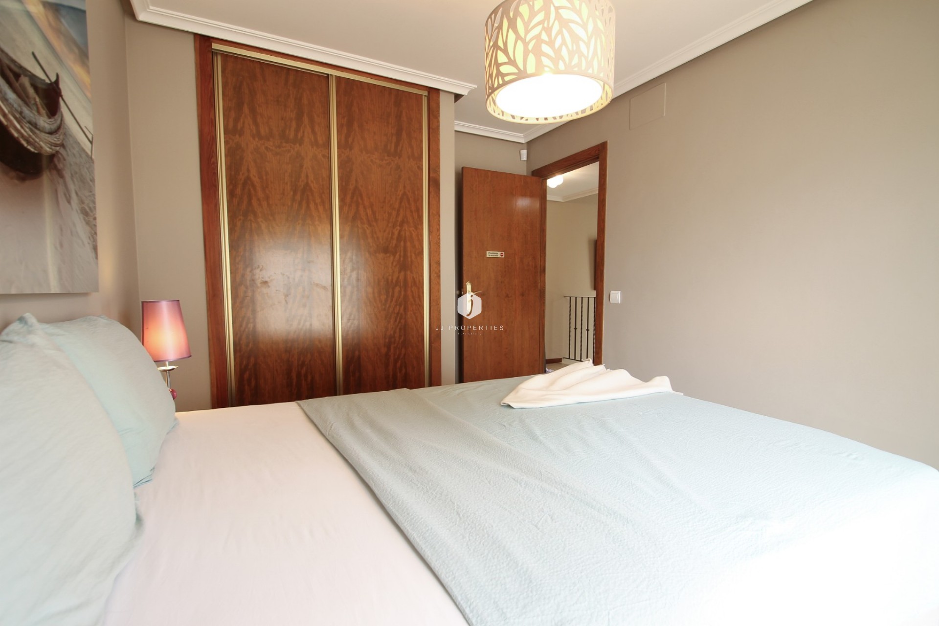 Resale - Villa -
Torrevieja - Costa Blanca