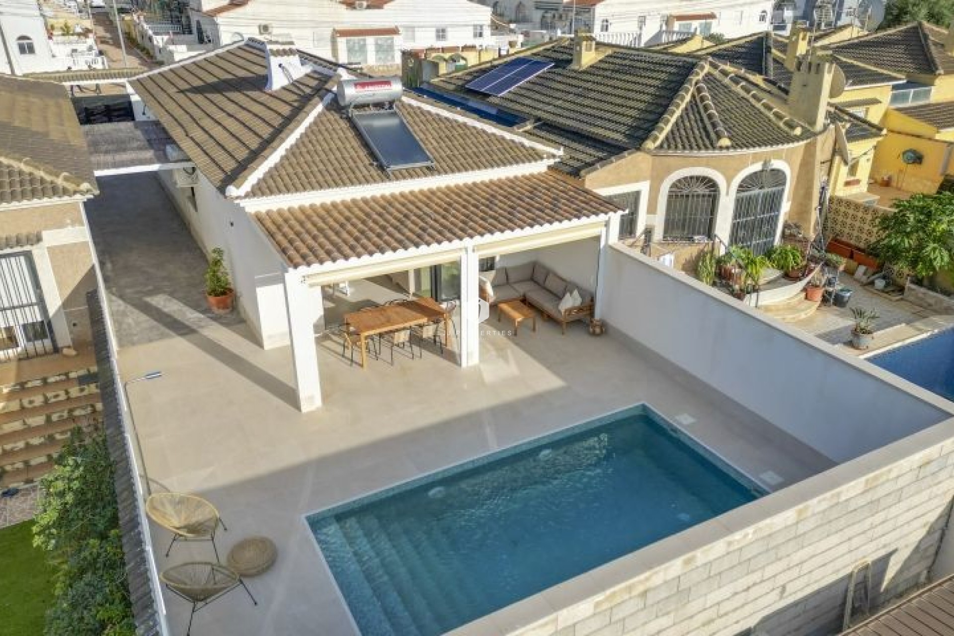 Resale - Villa -
Torrevieja - Costa Blanca