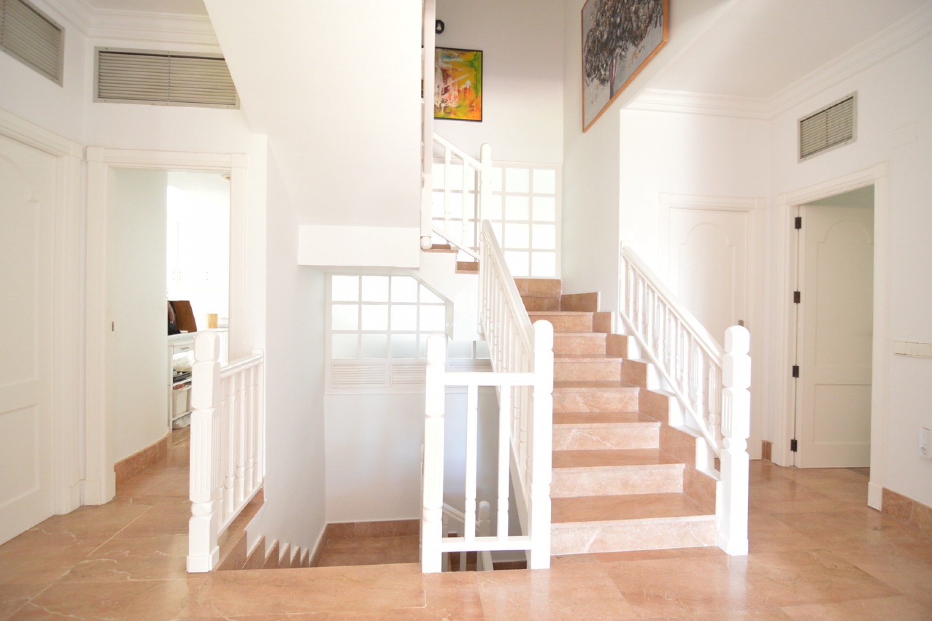 Resale - Villa -
Torrevieja - Costa Blanca