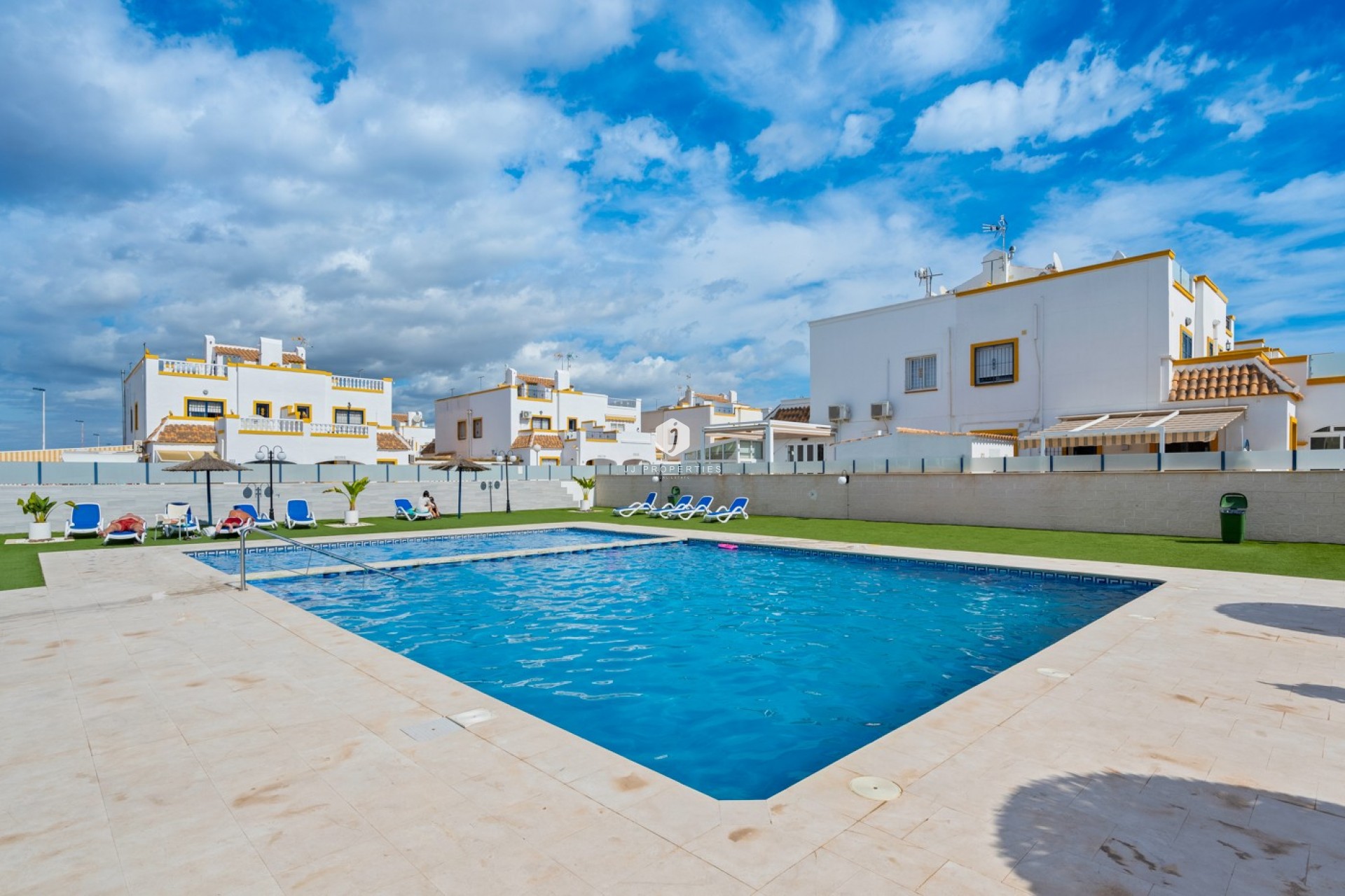 Resale - Villa -
Torrevieja - Costa Blanca