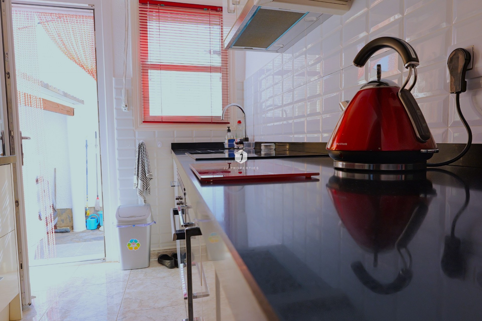 Resale - Villa -
Torrevieja - Costa Blanca