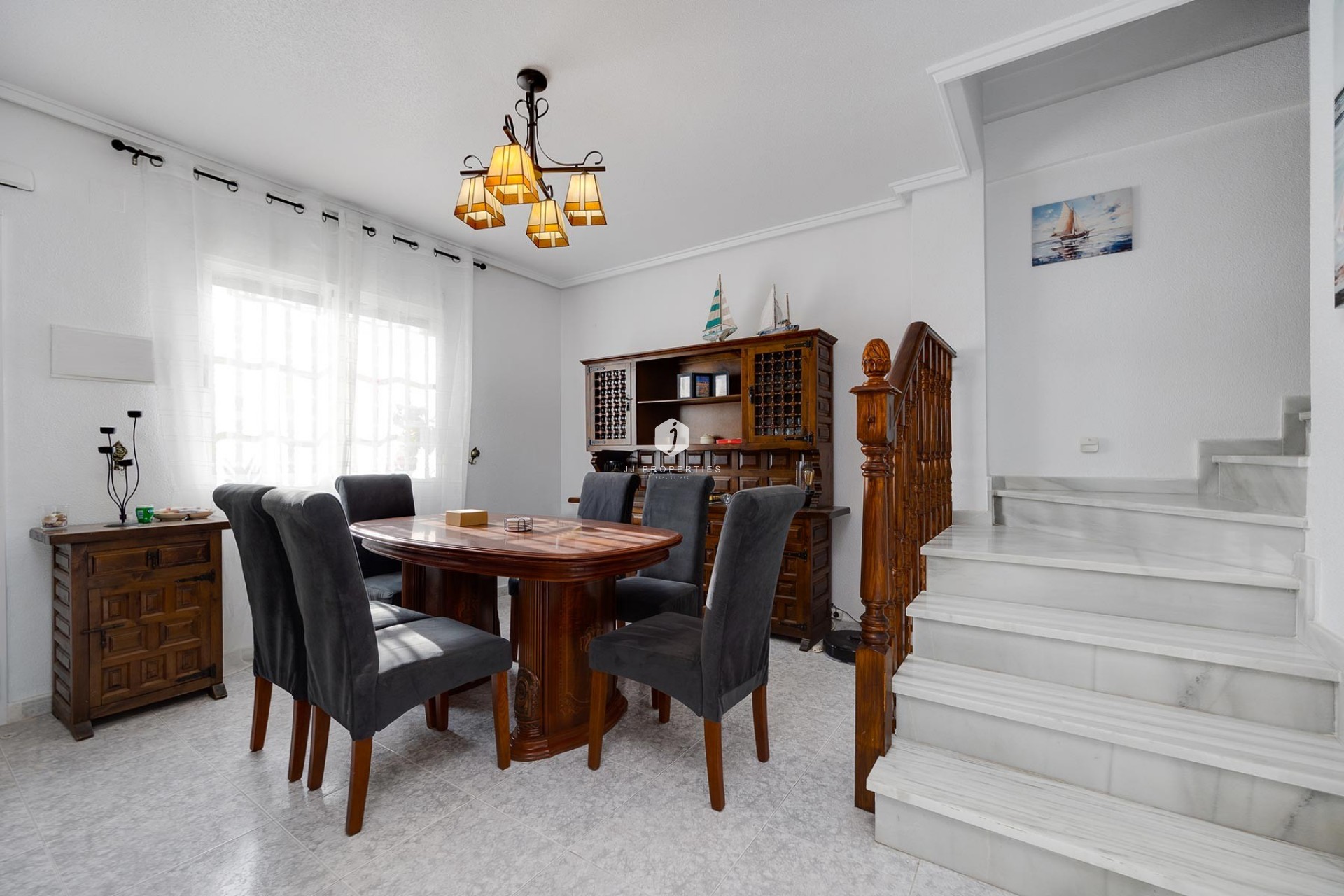 Resale - Villa -
Torrevieja - Costa Blanca