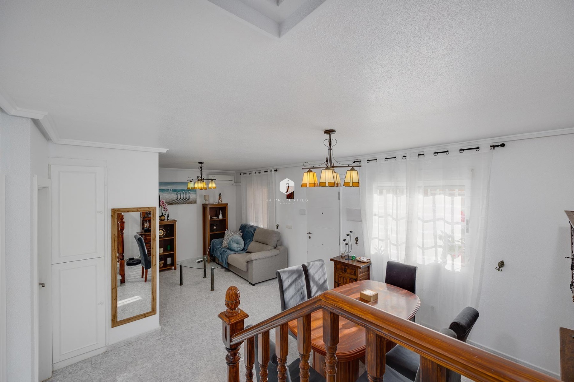 Resale - Villa -
Torrevieja - Costa Blanca