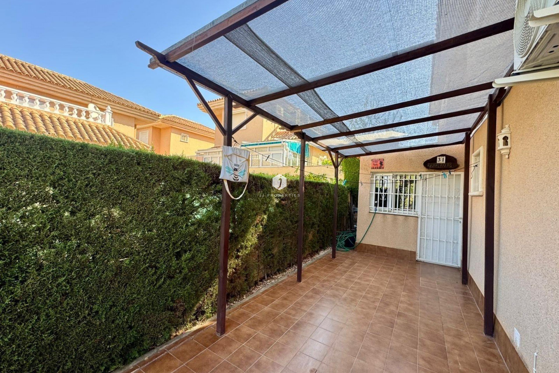 Resale - Villa -
Torrevieja - Costa Blanca