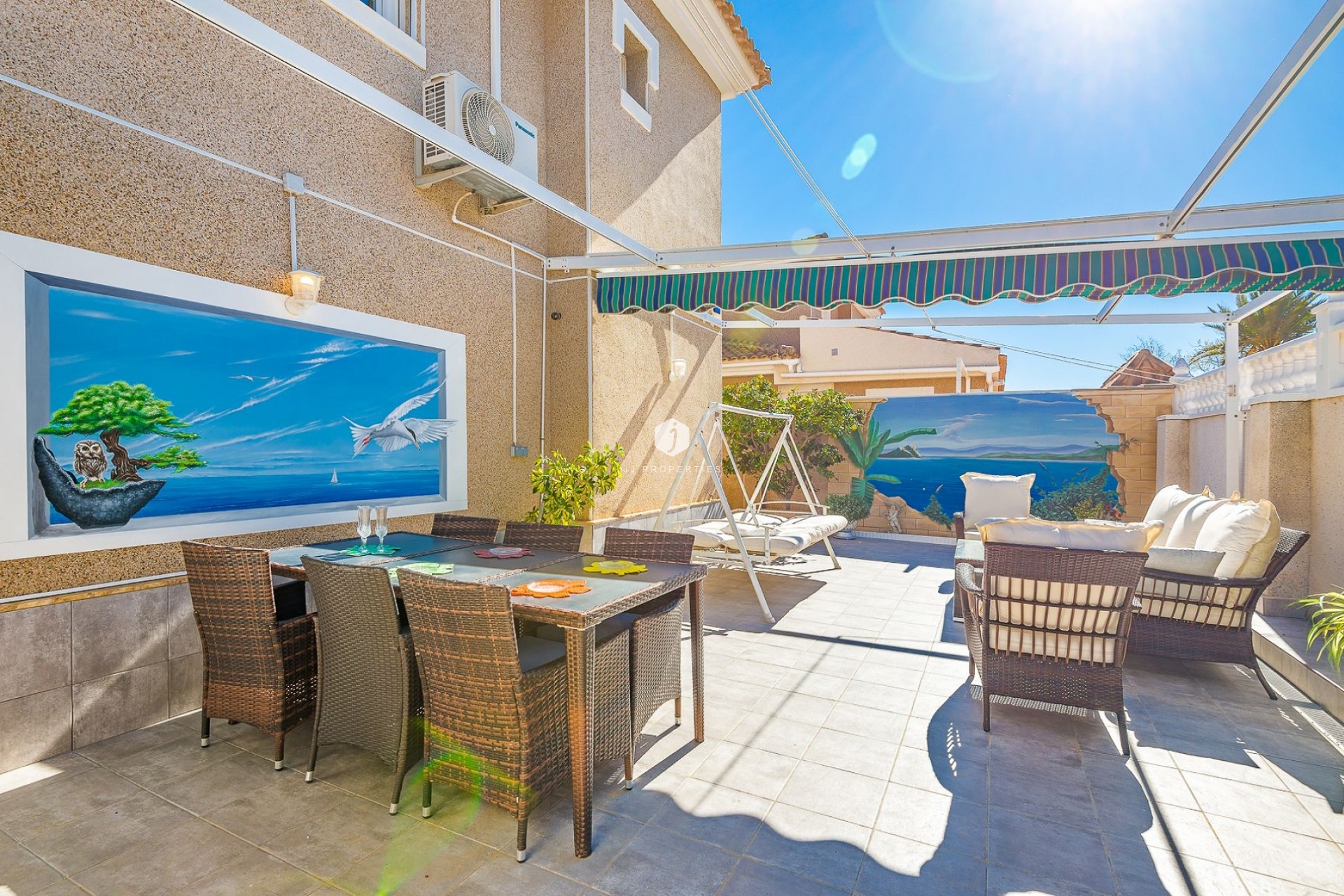 Resale - Villa -
Torrevieja - Costa Blanca