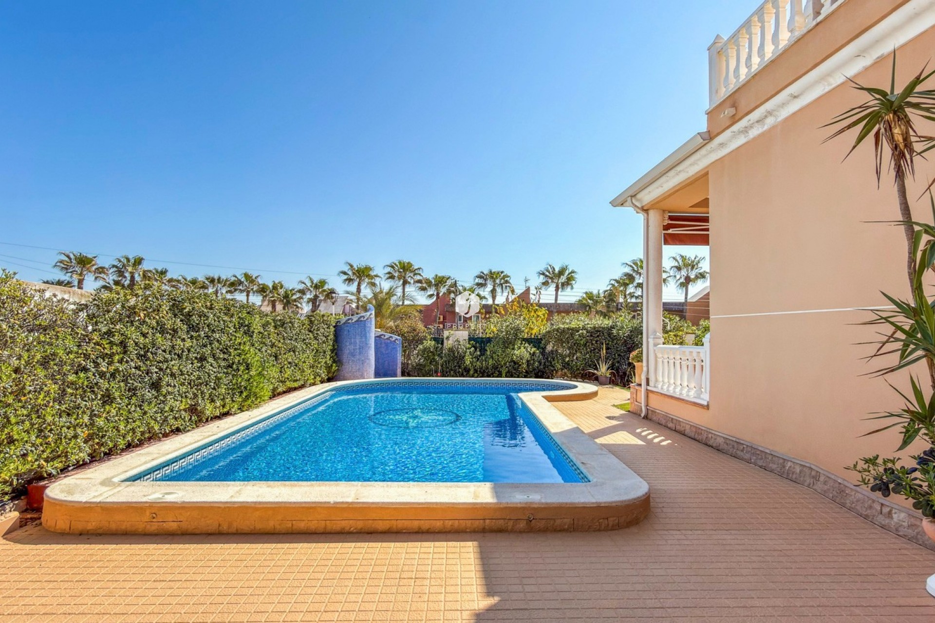 Resale - Villa -
Torrevieja - Costa Blanca