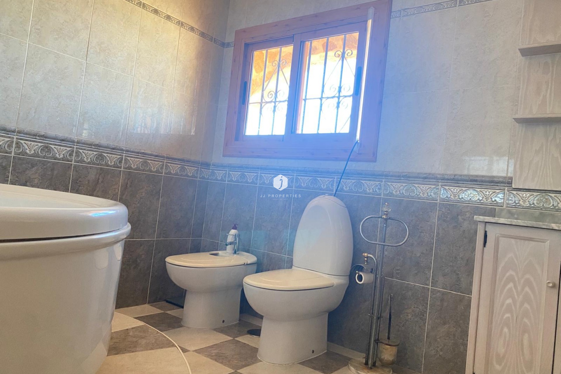 Resale - Villa -
Torrevieja - Costa Blanca