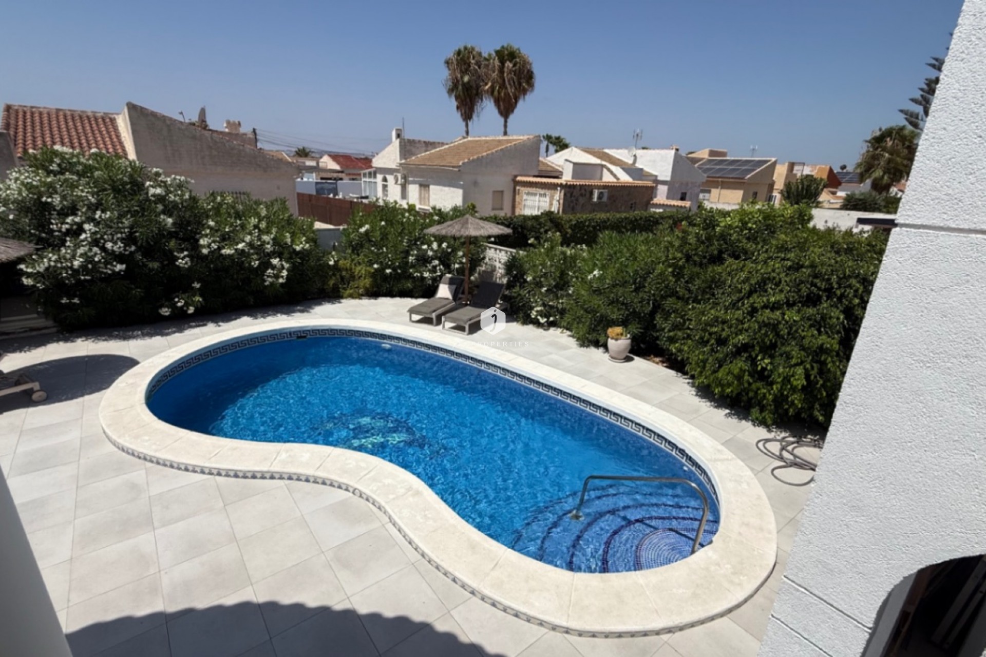 Resale - Villa -
Torrevieja - Costa Blanca