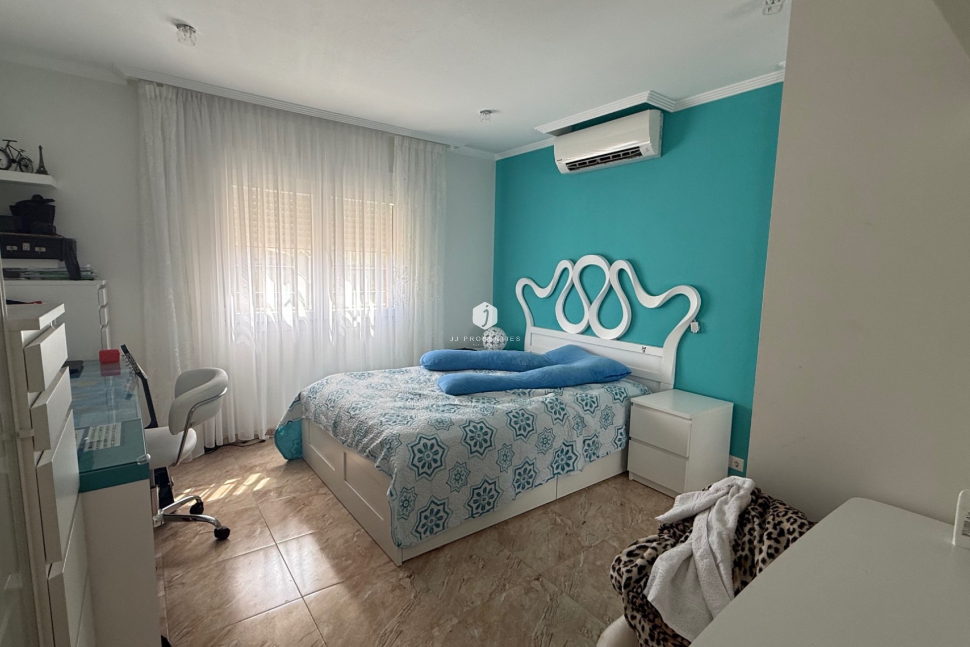 Resale - Villa -
Torrevieja - Costa Blanca