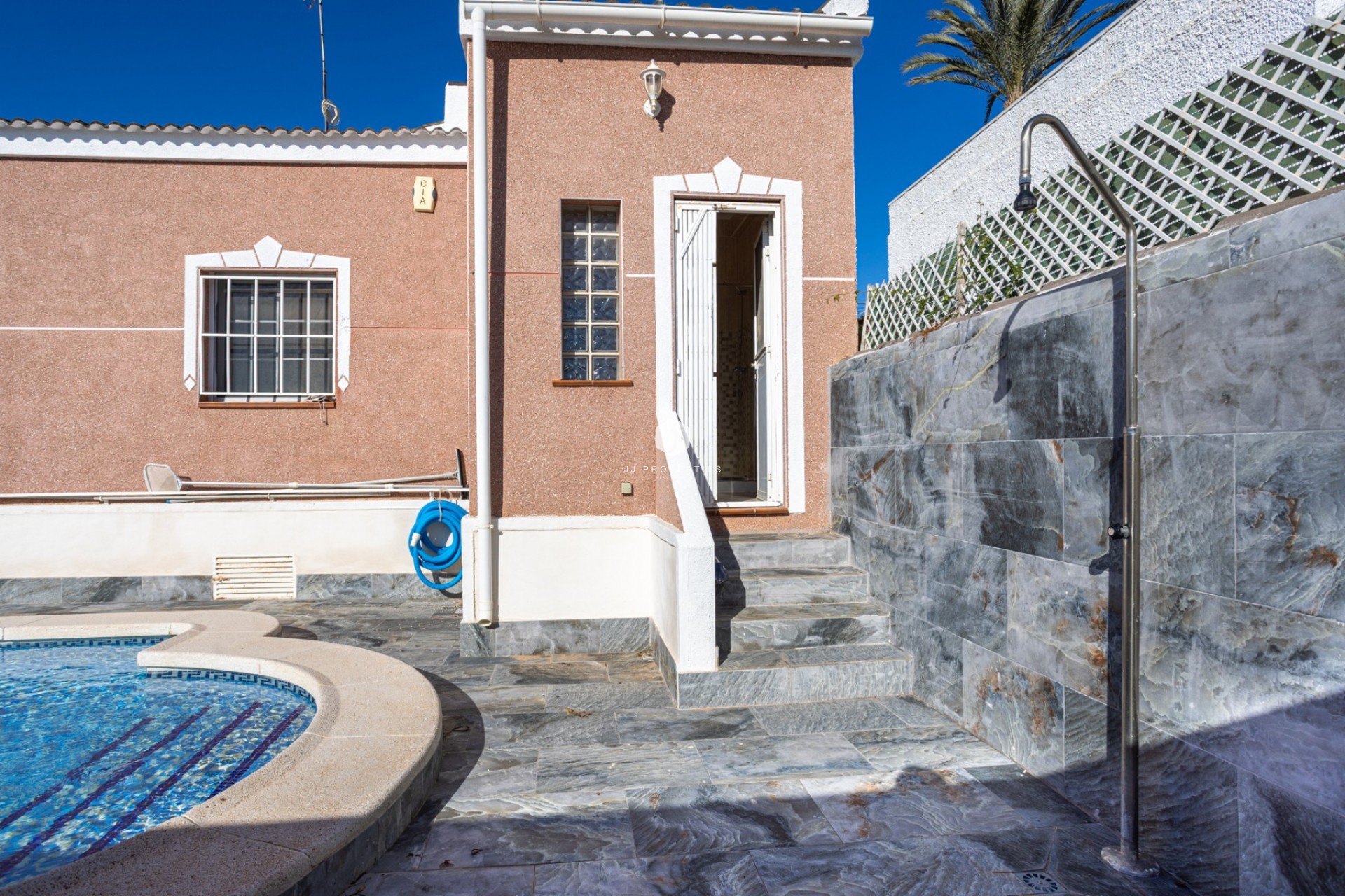Resale - Villa -
Torrevieja - Costa Blanca
