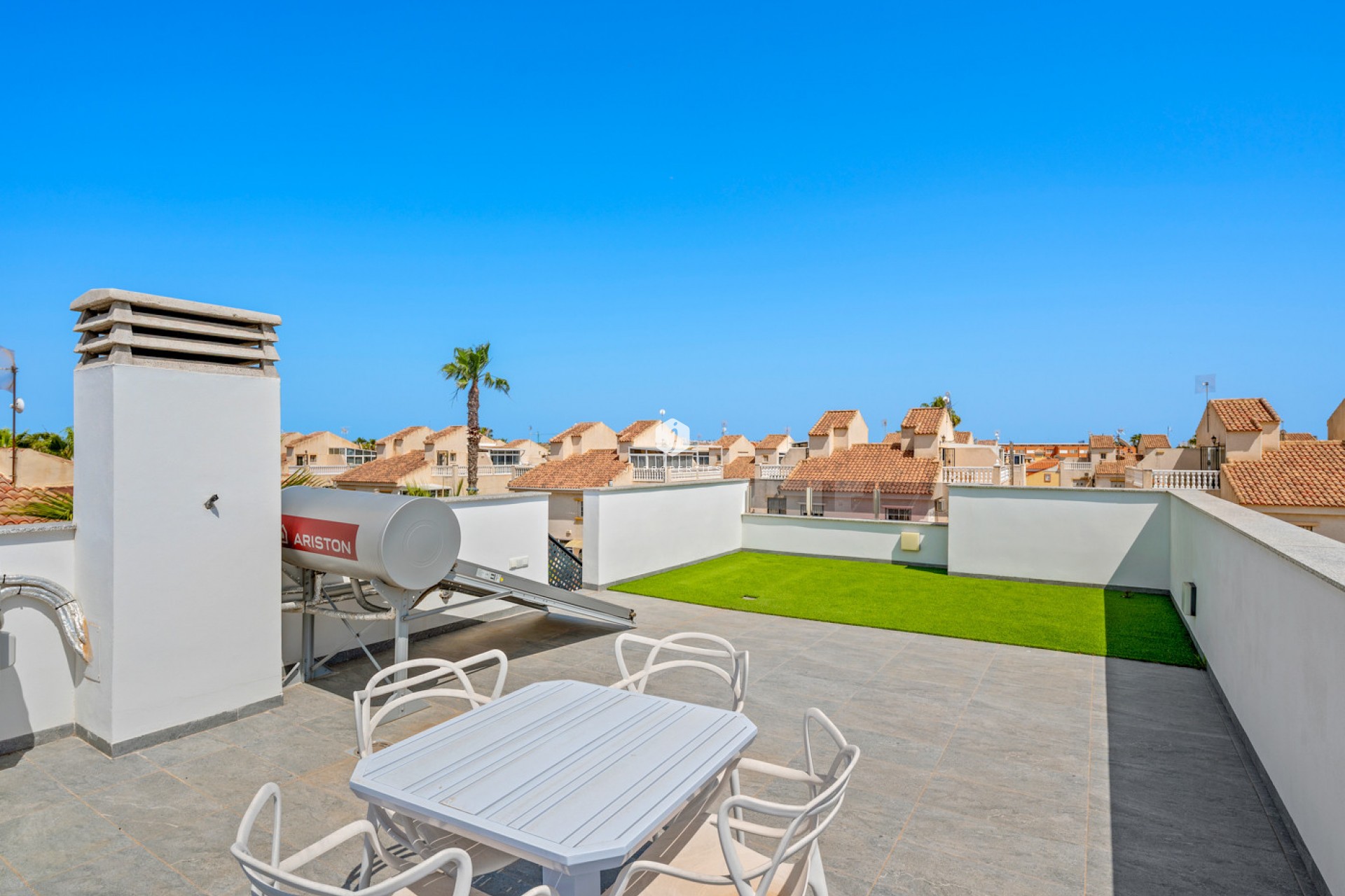 Resale - Villa -
Torrevieja - Costa Blanca