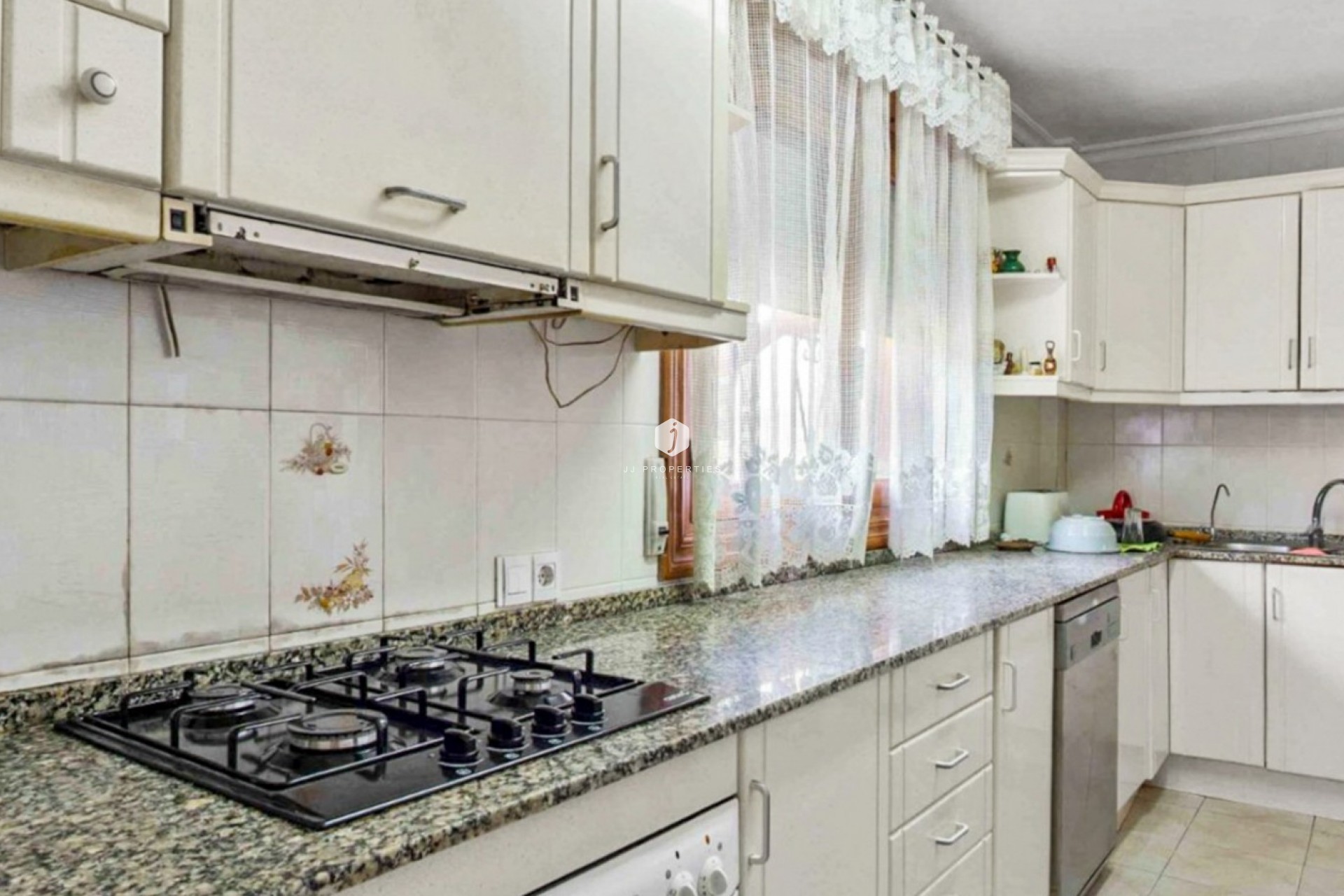 Resale - Villa -
Torrevieja - Costa Blanca