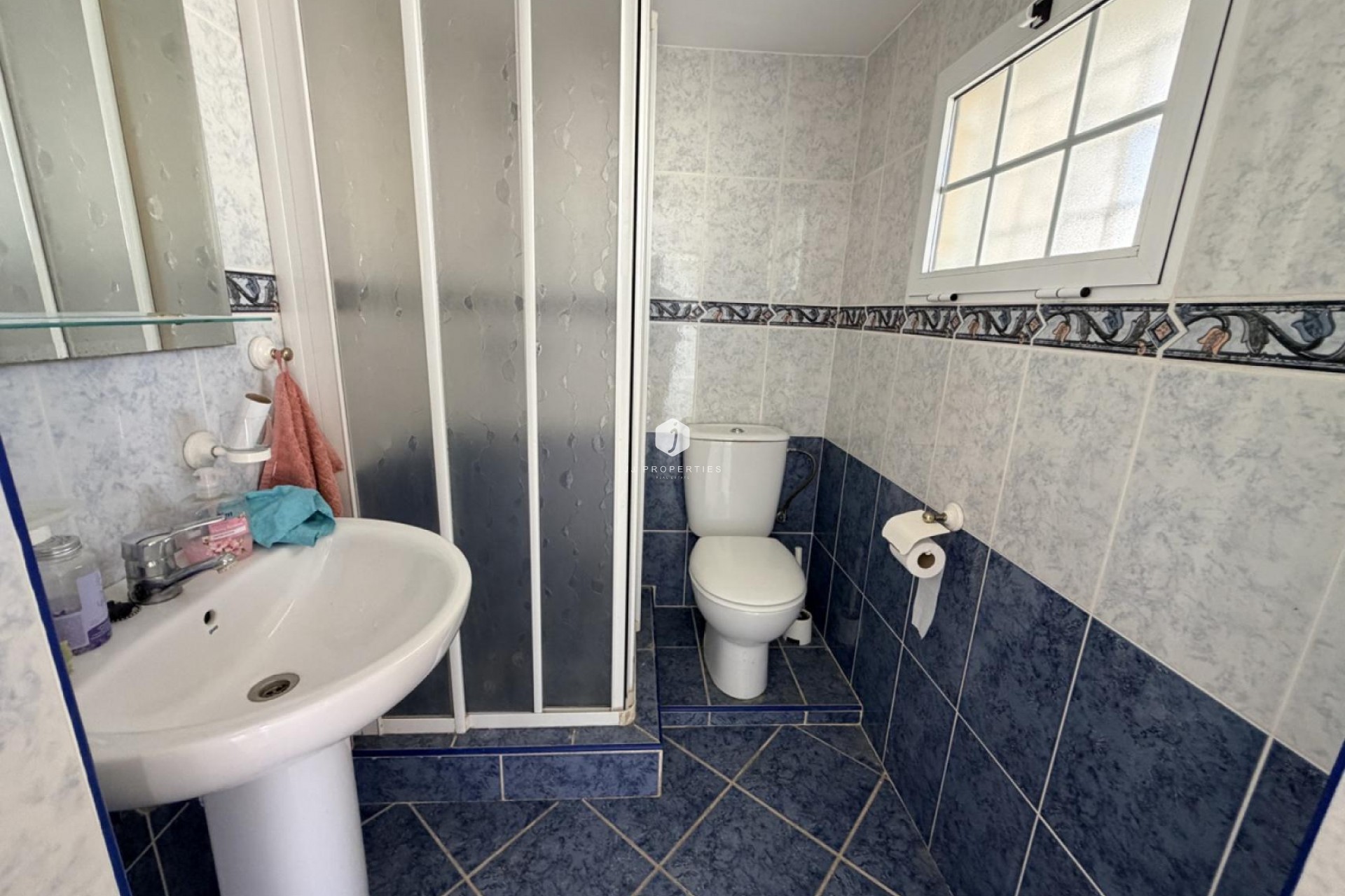 Resale - Villa -
Torrevieja - Costa Blanca