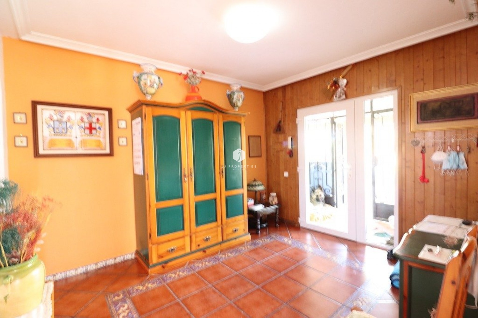 Resale - Villa -
Torrevieja - Costa Blanca