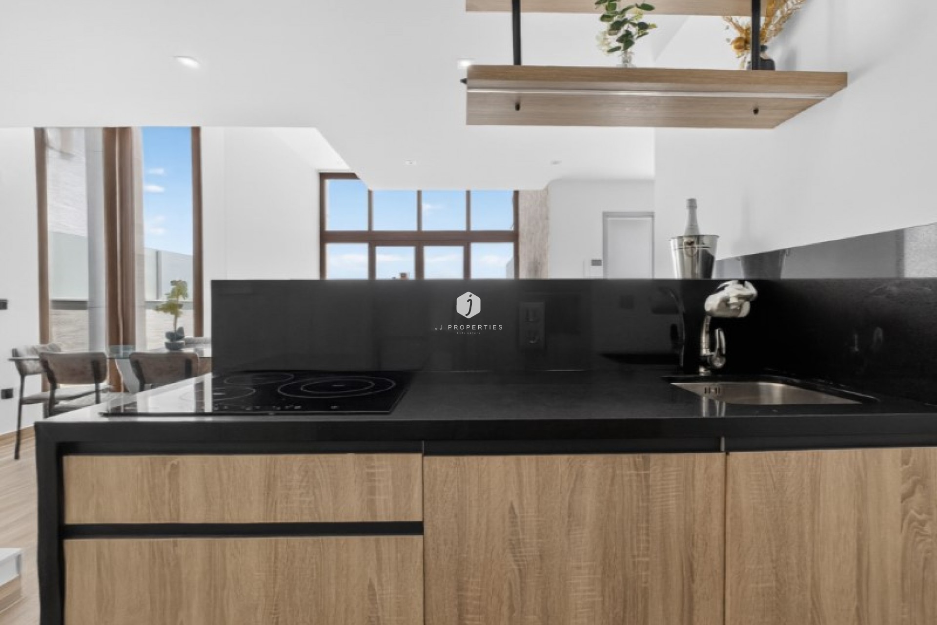 Resale - Villa -
Torrevieja - Costa Blanca
