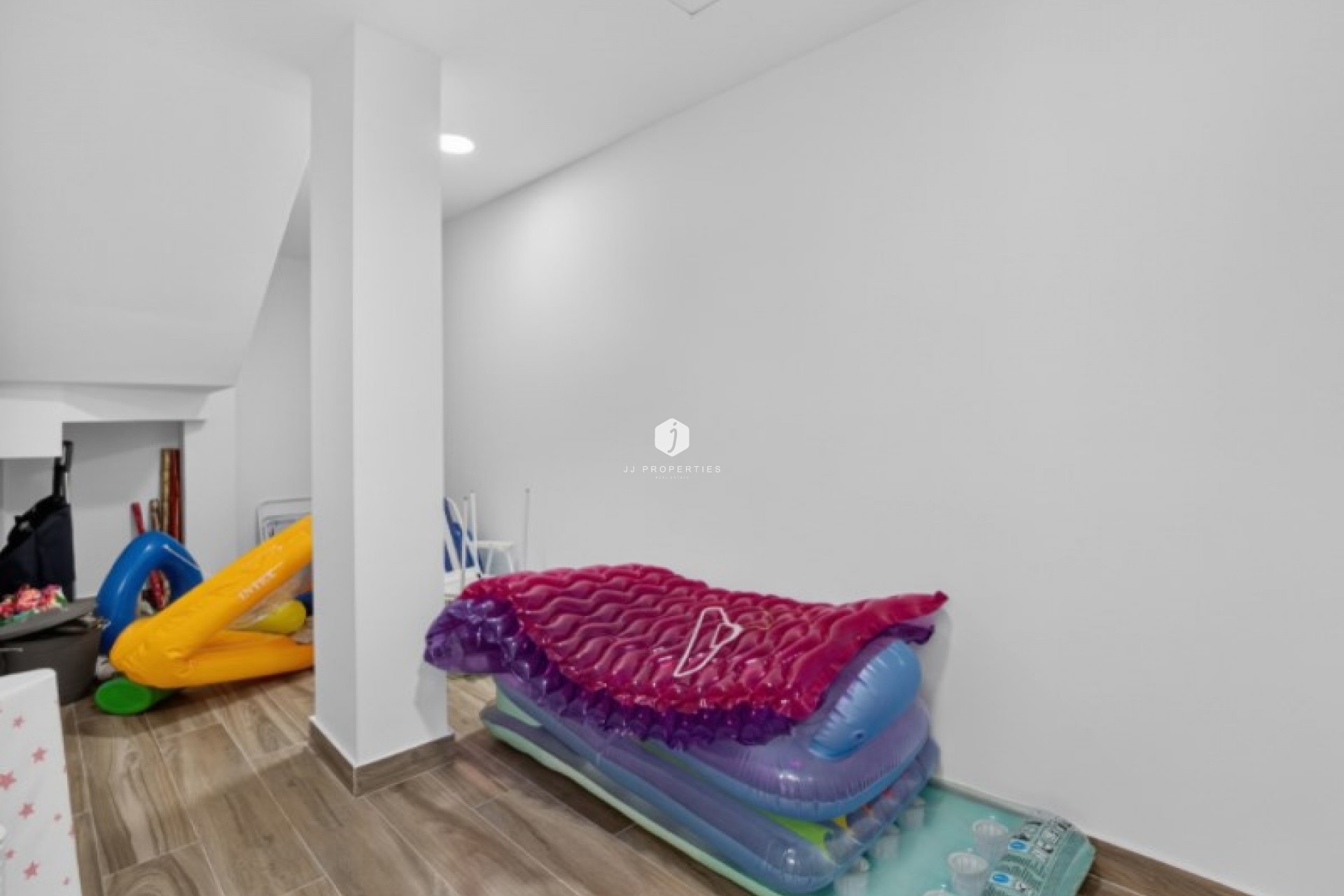 Resale - Villa -
Torrevieja - Costa Blanca