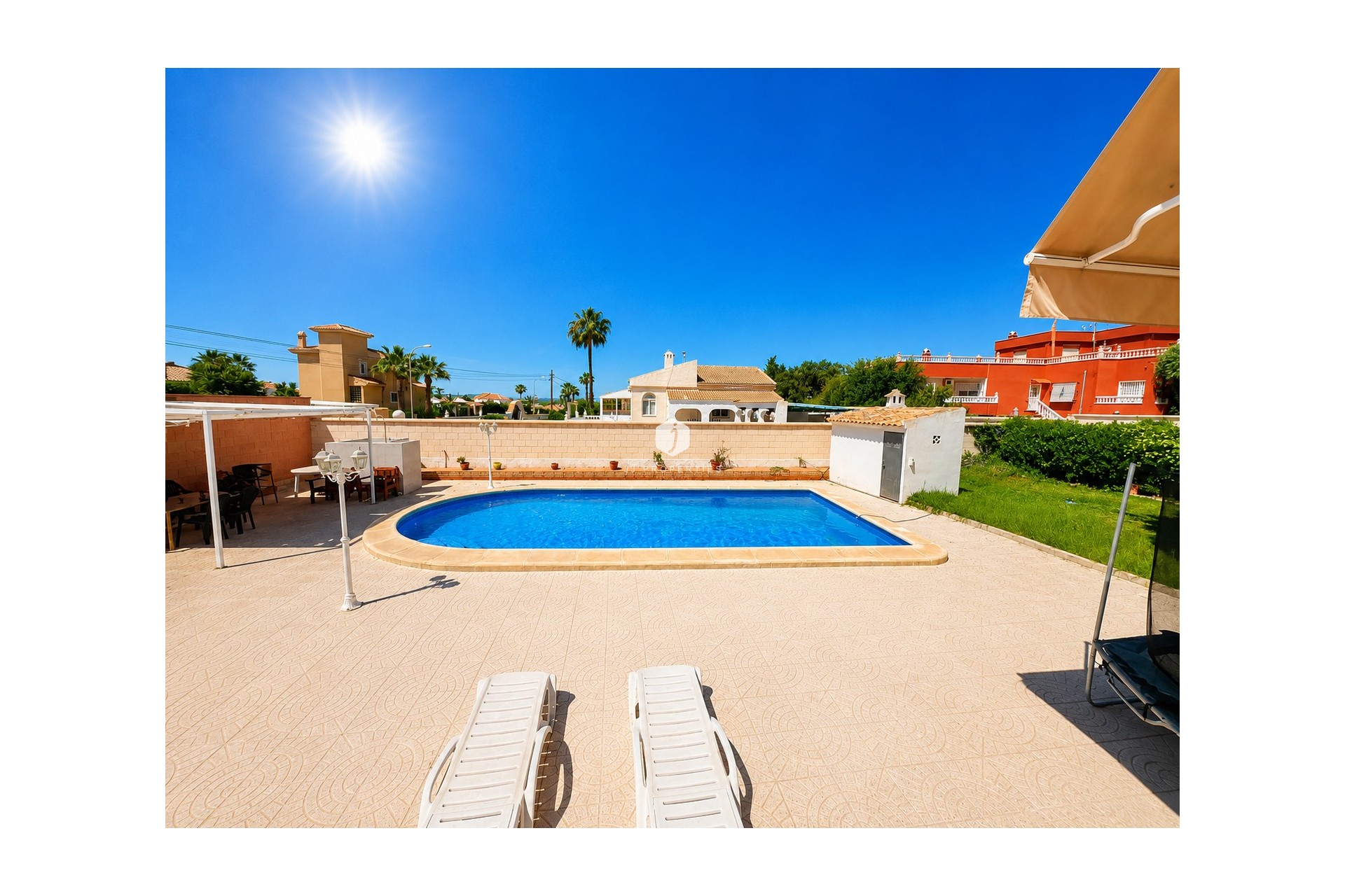 Resale - Villa -
Torrevieja - Costa Blanca