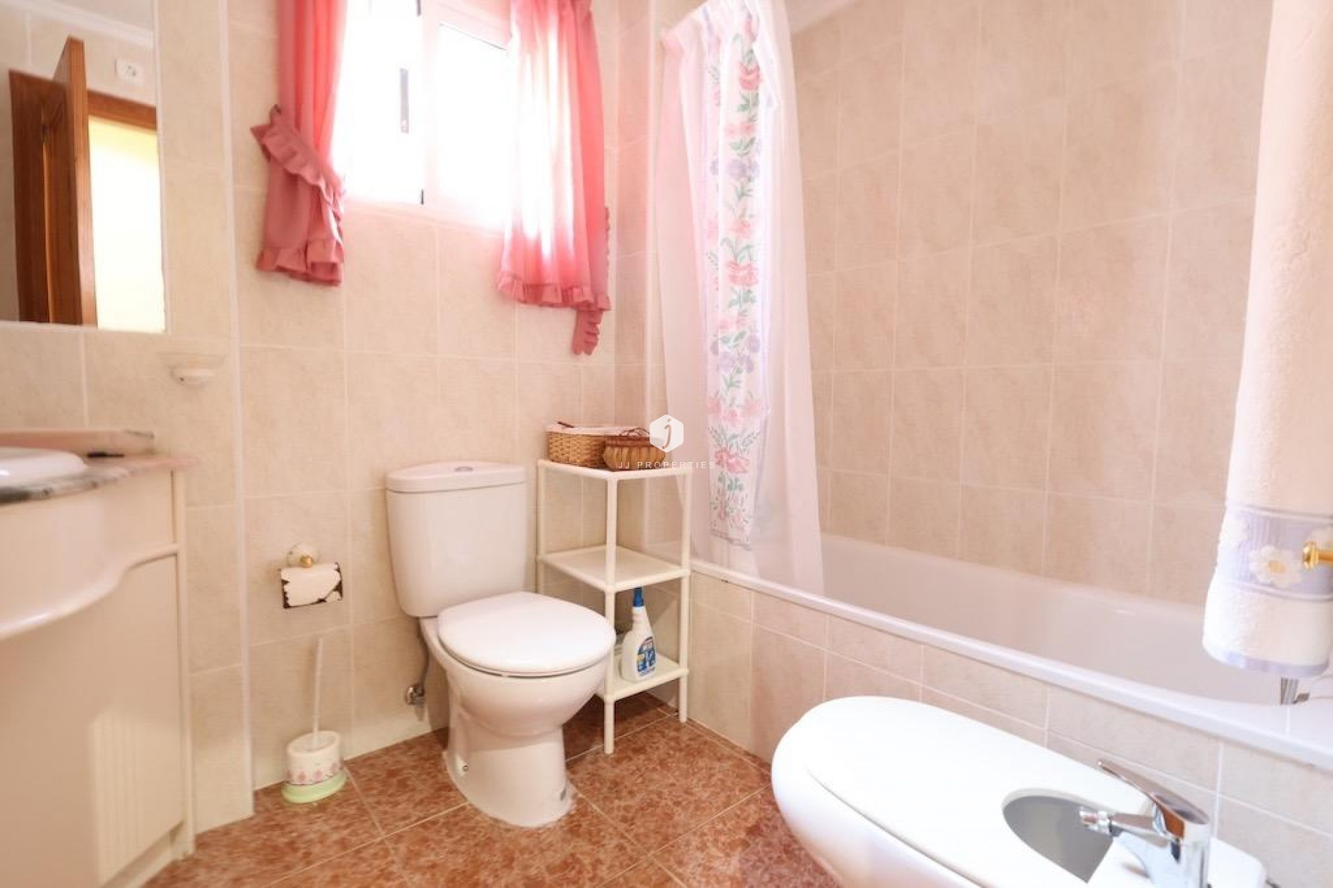 Resale - Villa -
Torrevieja - Costa Blanca