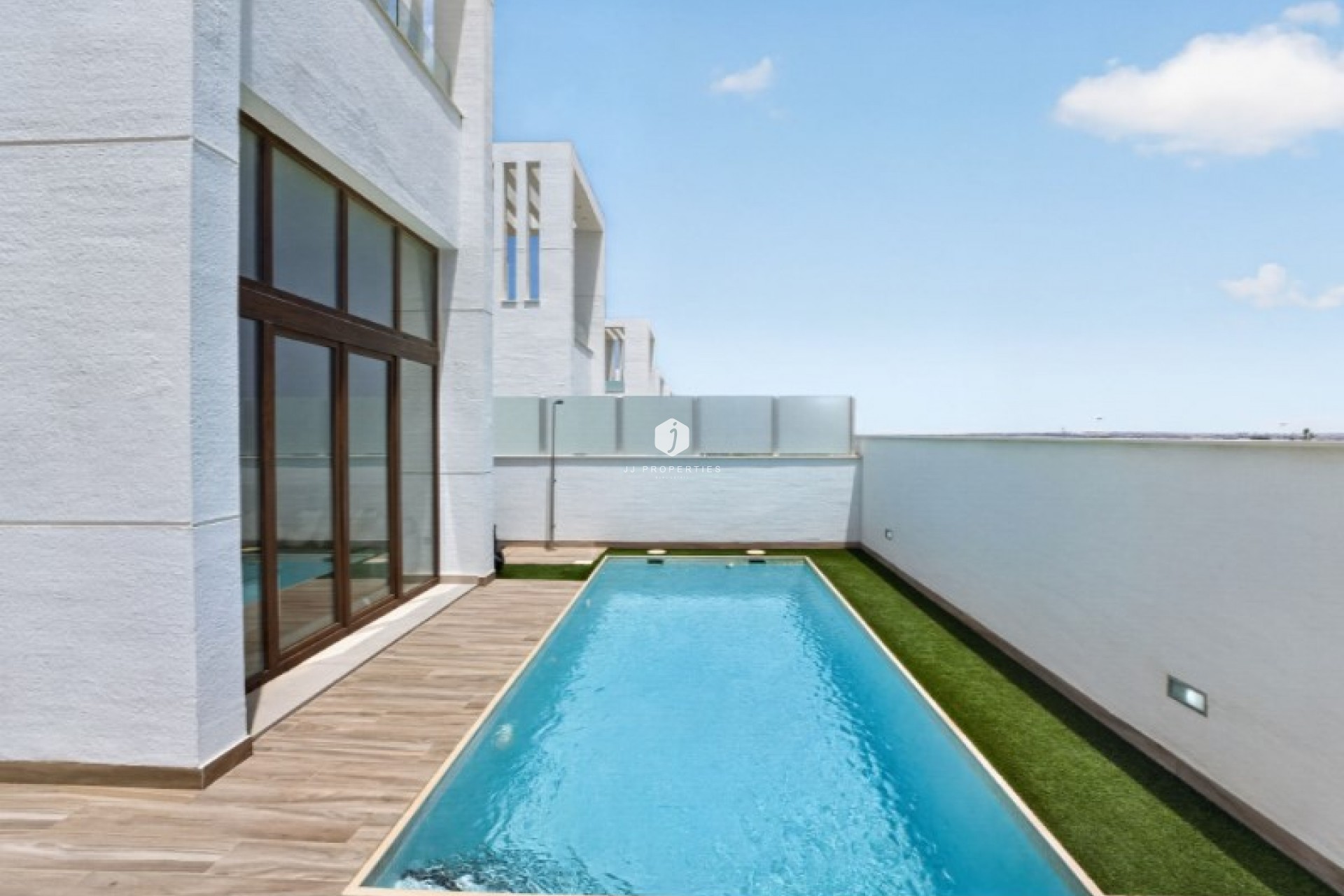 Resale - Villa -
Torrevieja - Costa Blanca