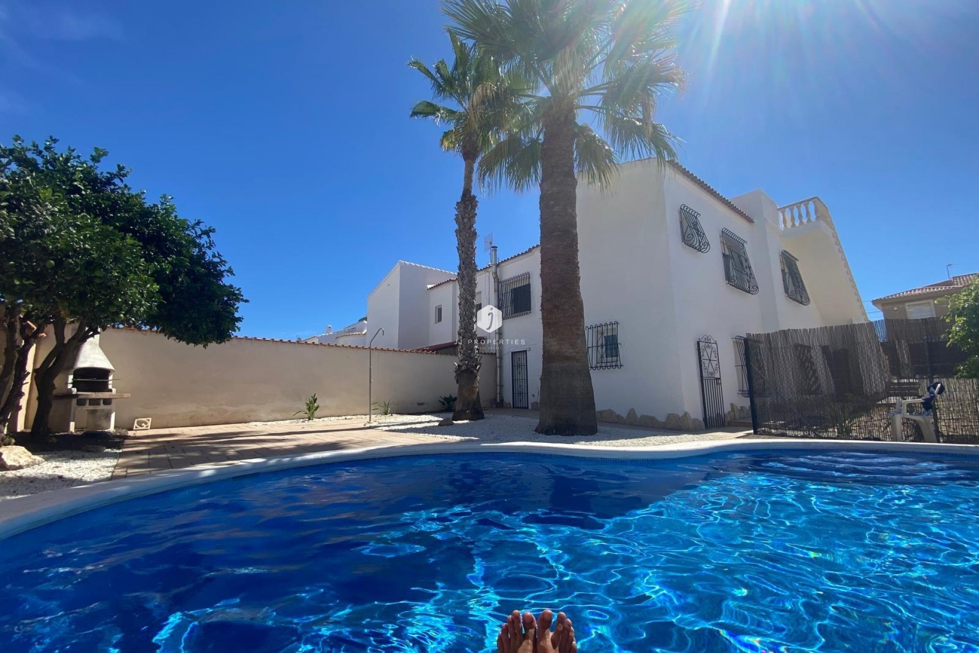 Resale - Villa -
Torrevieja - La Siesta - El Salado - Torreta