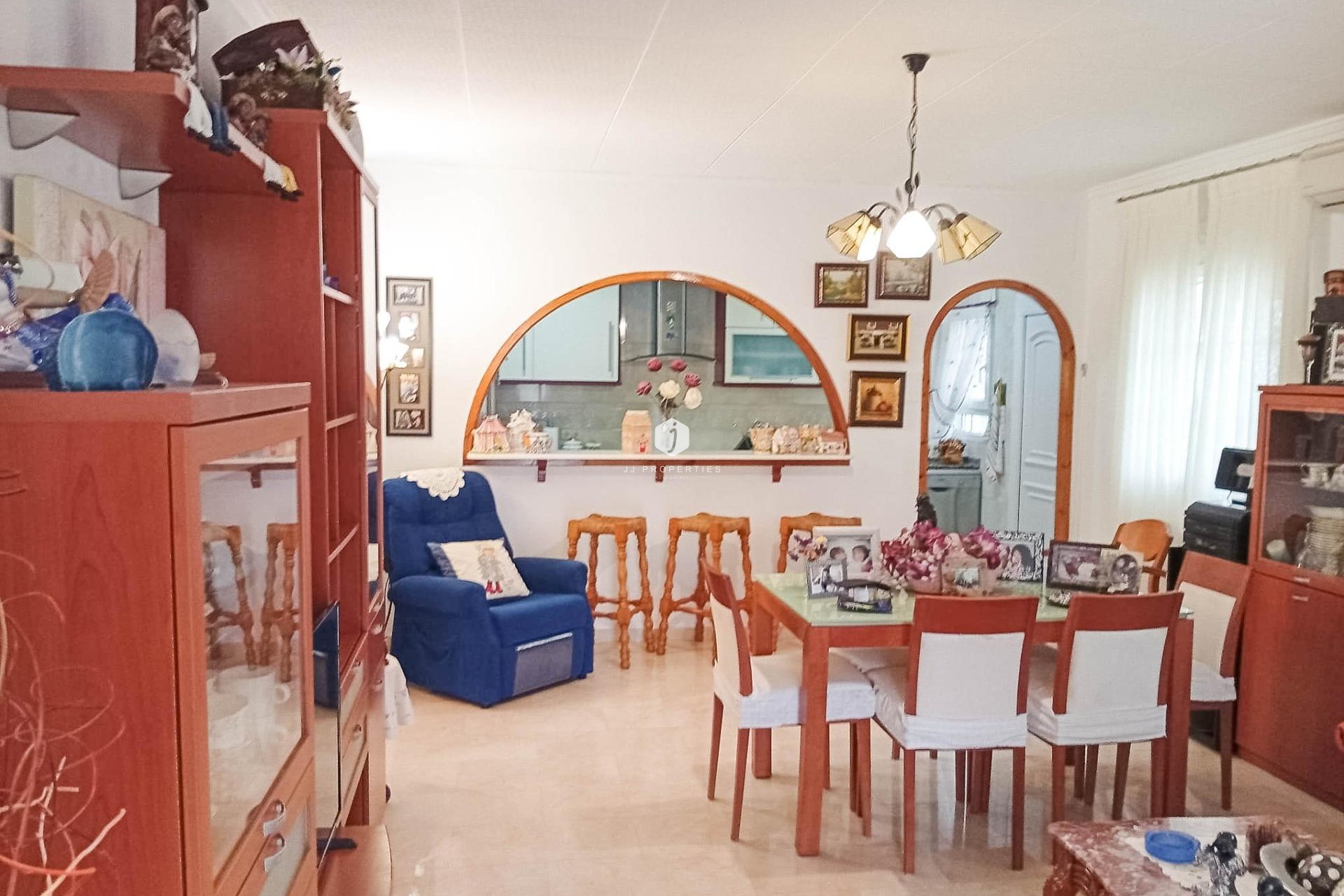 Resale - Villa -
Torrevieja - La siesta