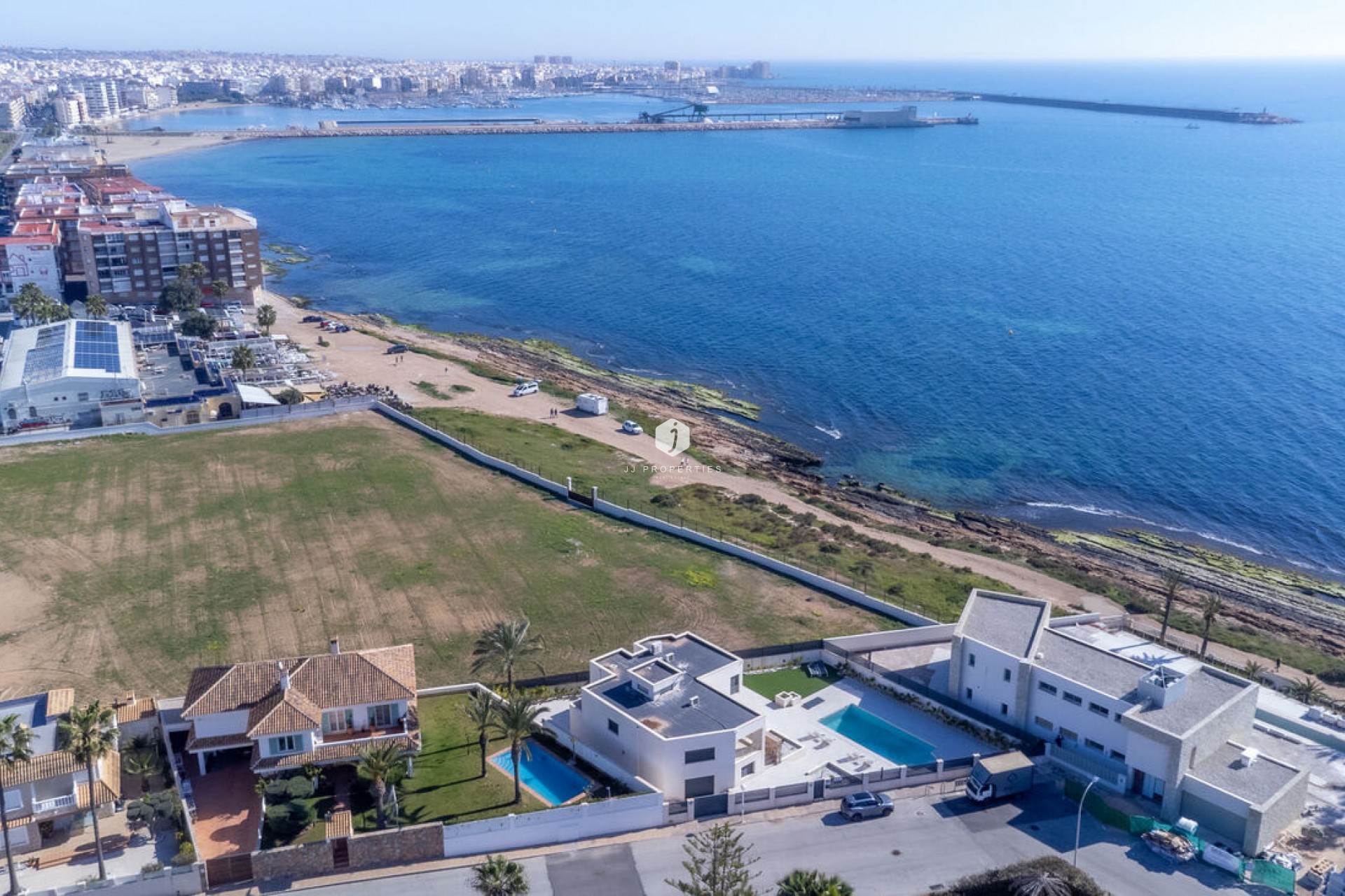 Resale - Villa -
Torrevieja - La Valeta