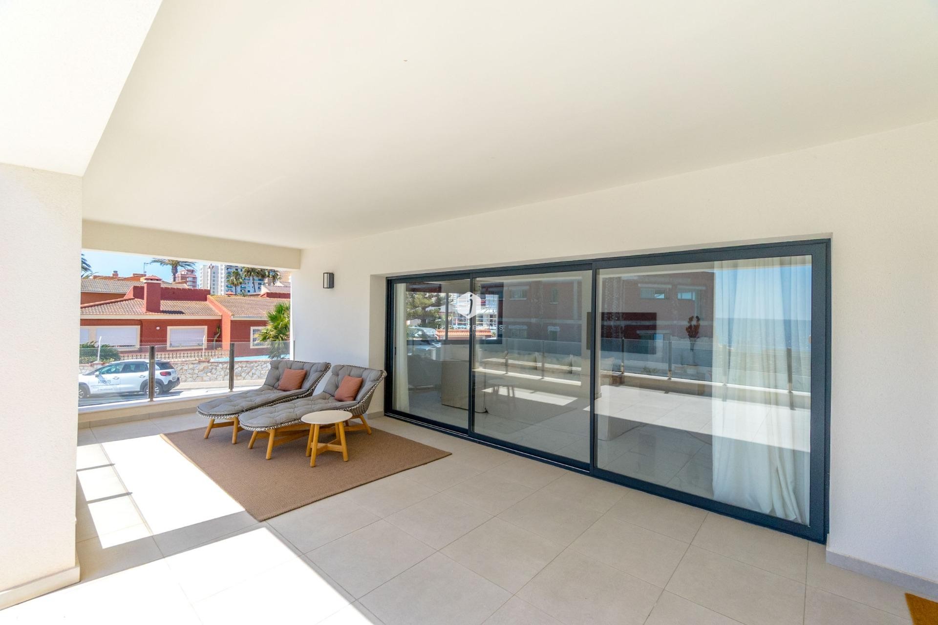 Resale - Villa -
Torrevieja - La veleta