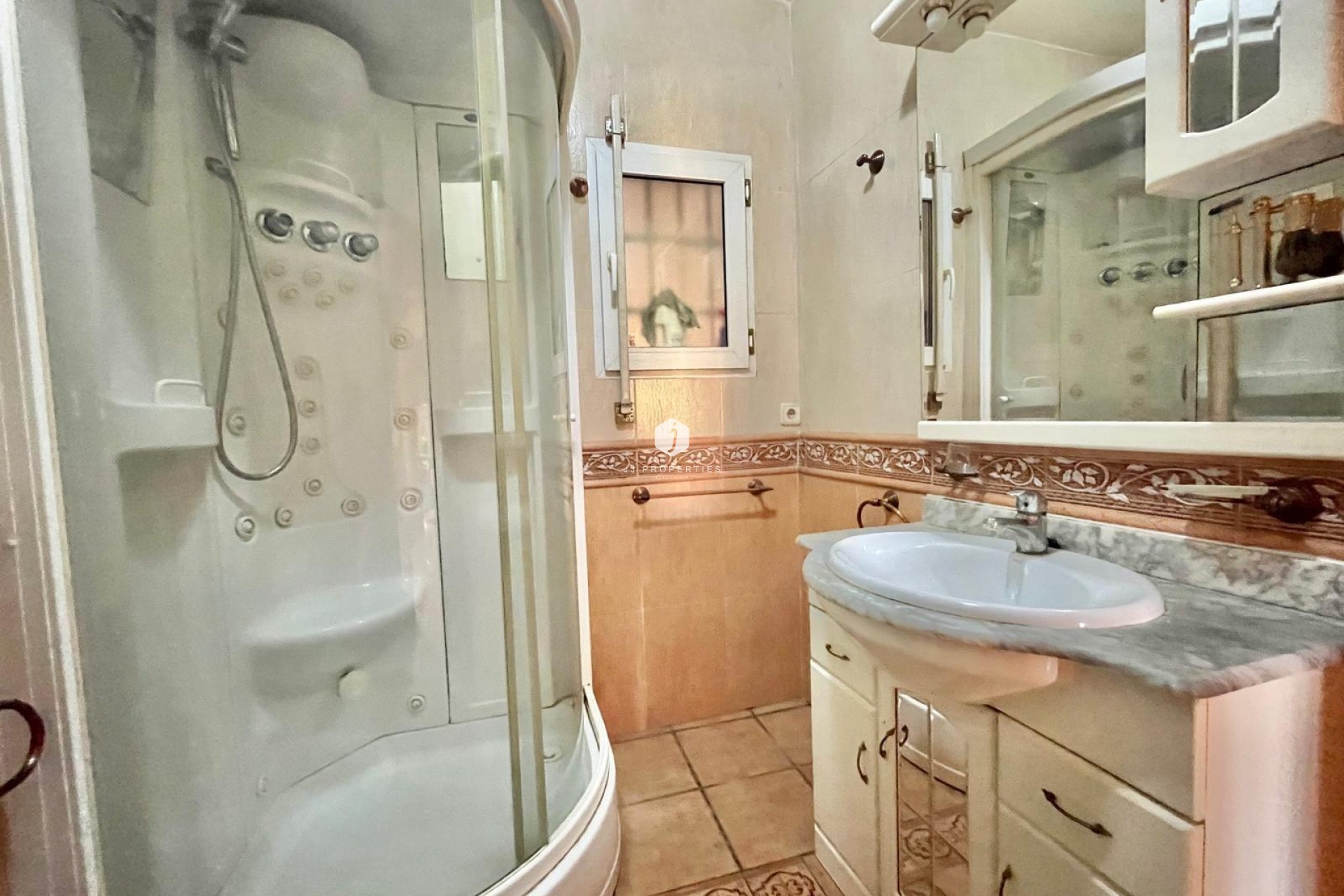 Resale - Villa -
Torrevieja - Los Balcones - Los Altos del Edén