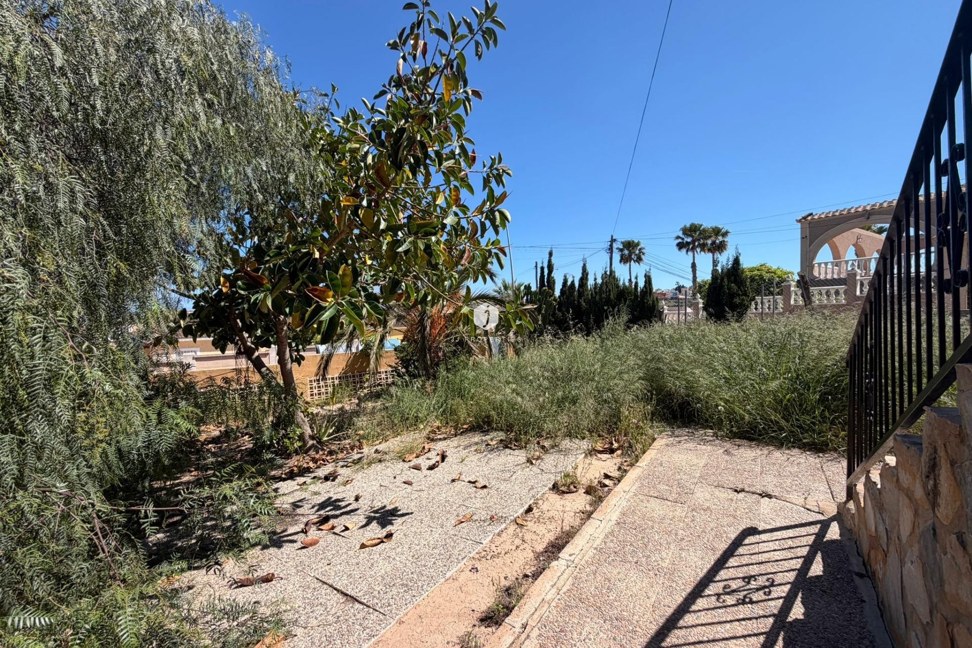 Resale - Villa -
Torrevieja - Los Balcones - Los Altos del Edén