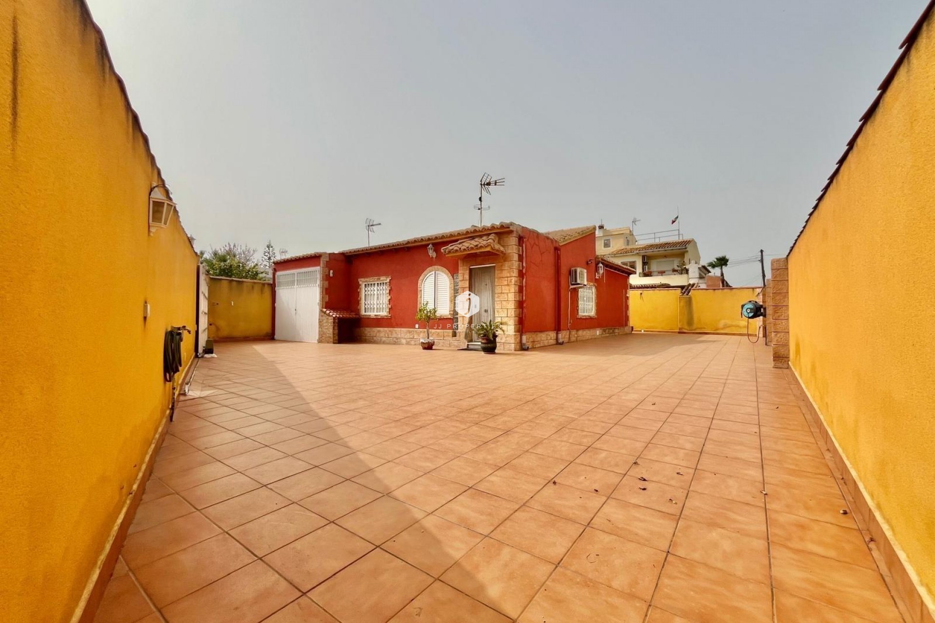 Resale - Villa -
Torrevieja - Los Balcones - Los Altos del Edén