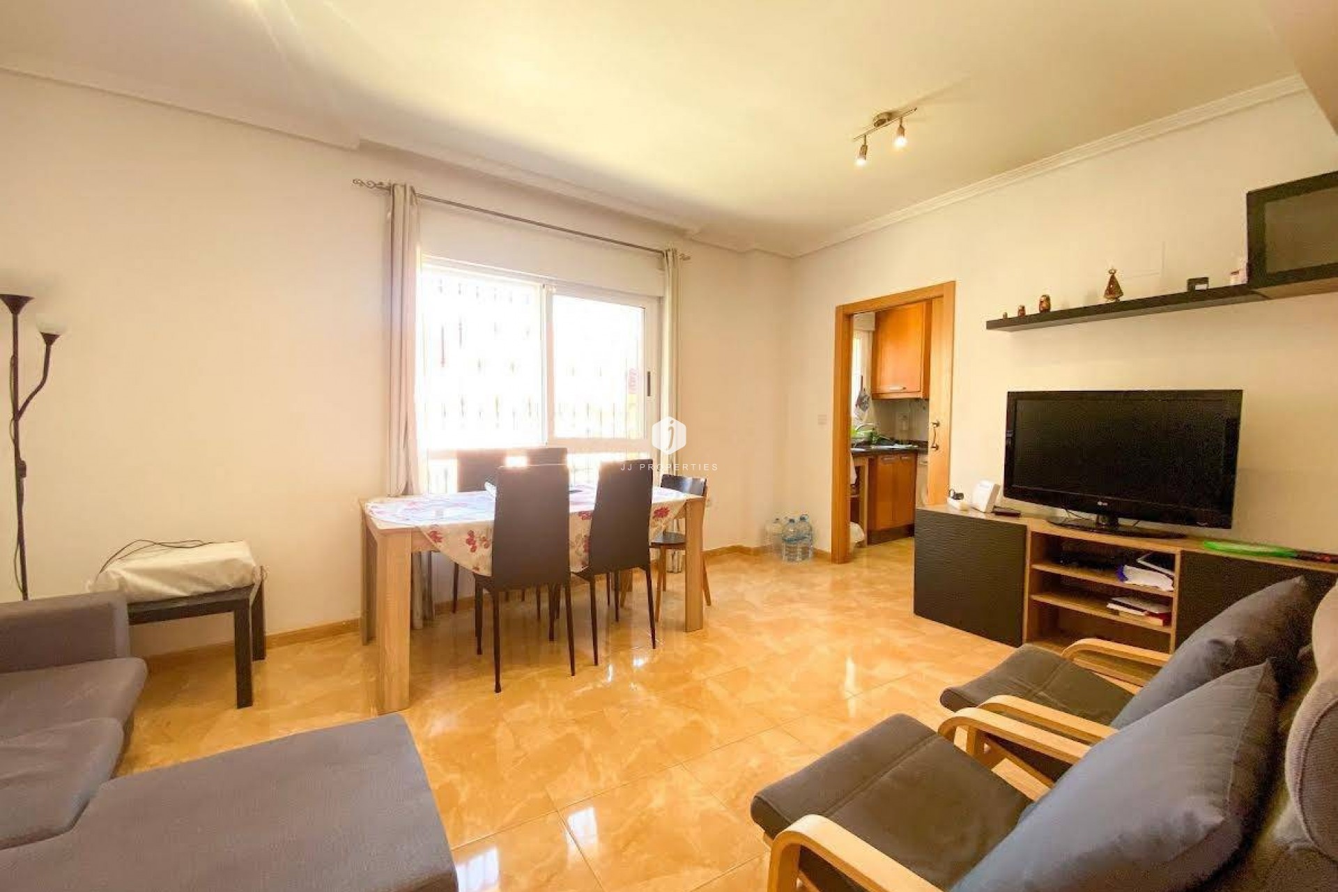 Segunda mano - Apartamento / piso -
Almoradí - Colegio Canales Y Martinez