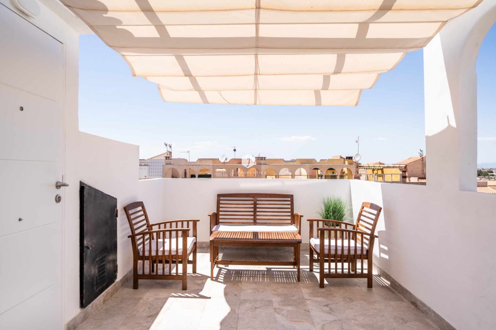 Segunda mano - Apartamento / piso -
El Chaparral - Costa Blanca
