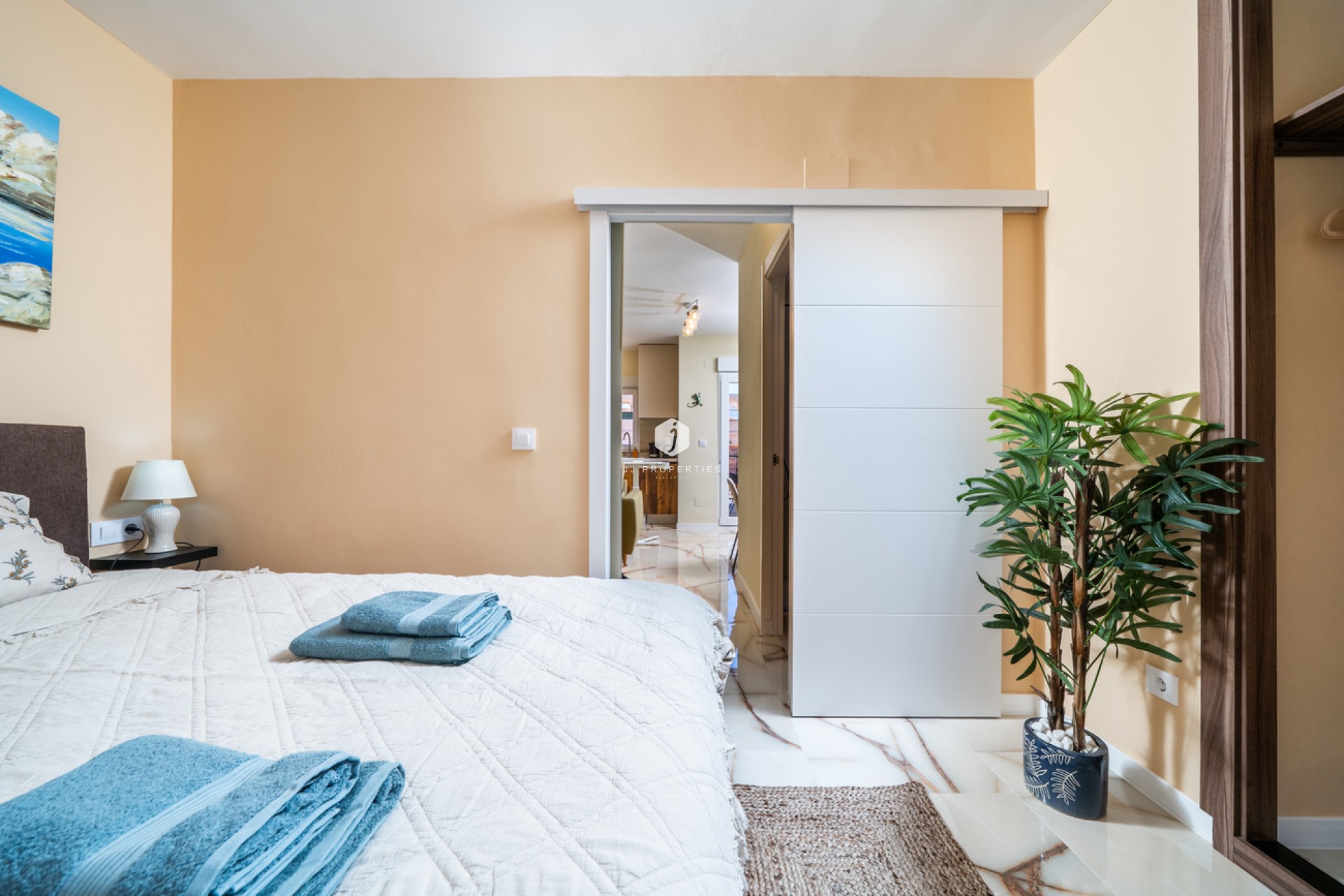 Segunda mano - Apartamento / piso -
El Chaparral - Costa Blanca