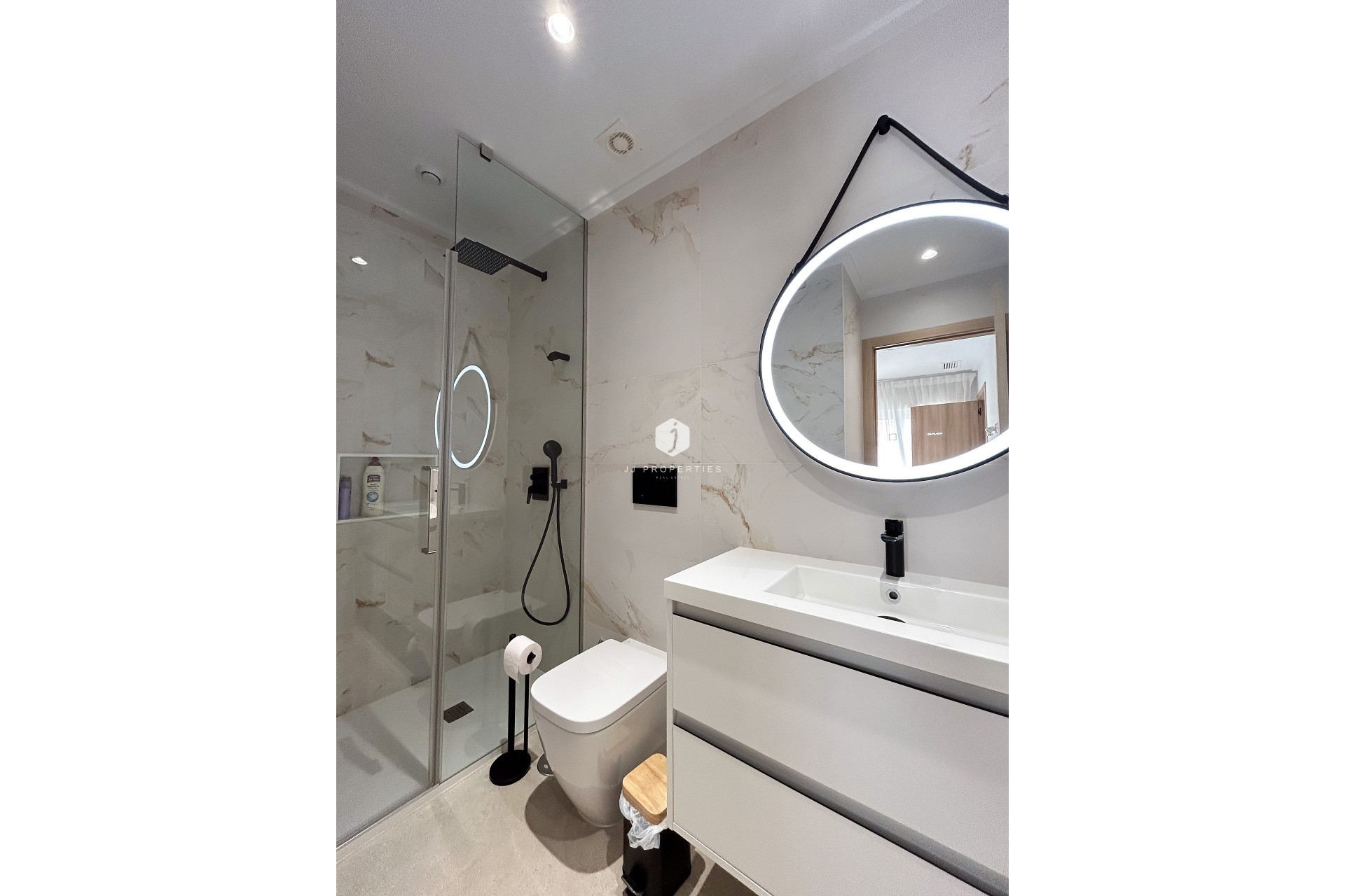 Segunda mano - Apartamento / piso -
El Raso - Costa Blanca