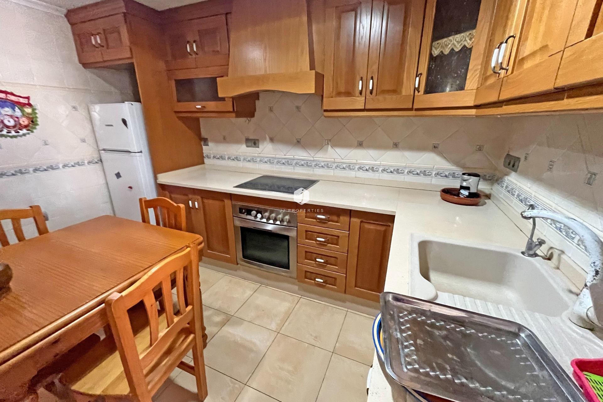 Segunda mano - Apartamento / piso -
Formentera del Segura - Los Palacios